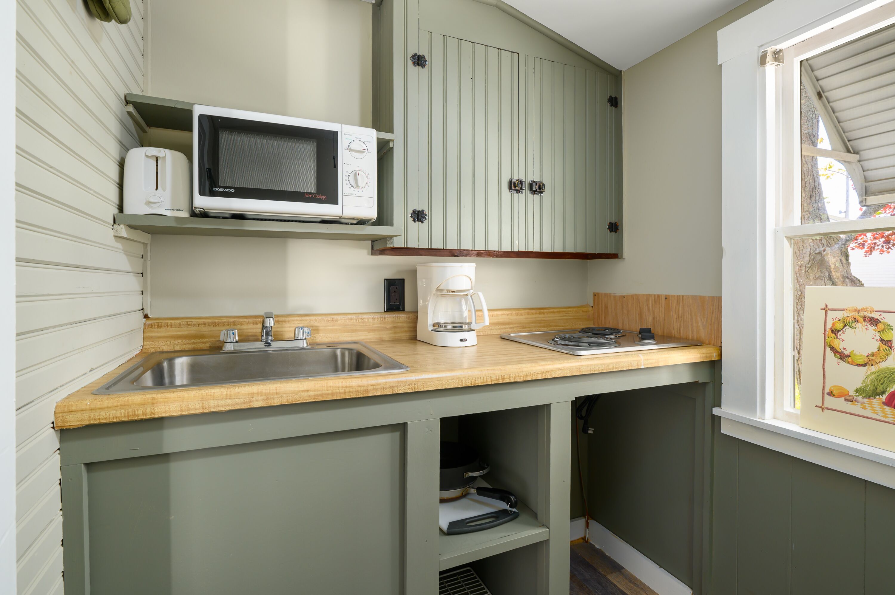 The Beaches Motel & Cottages