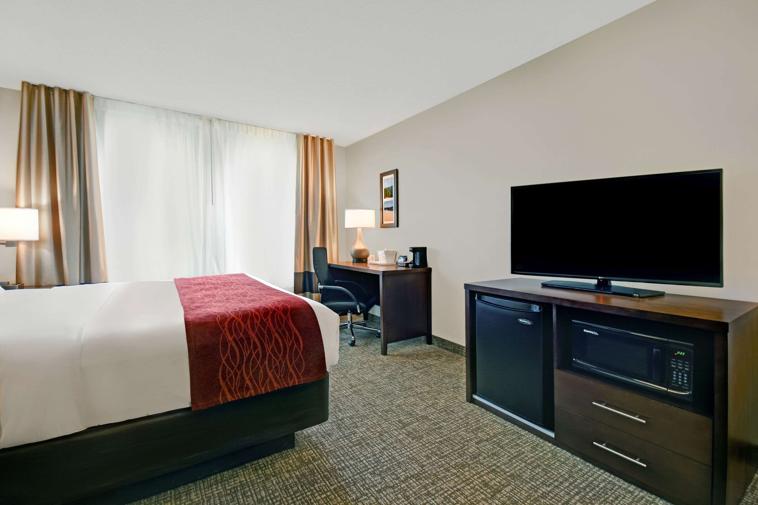Comfort Inn & Suites