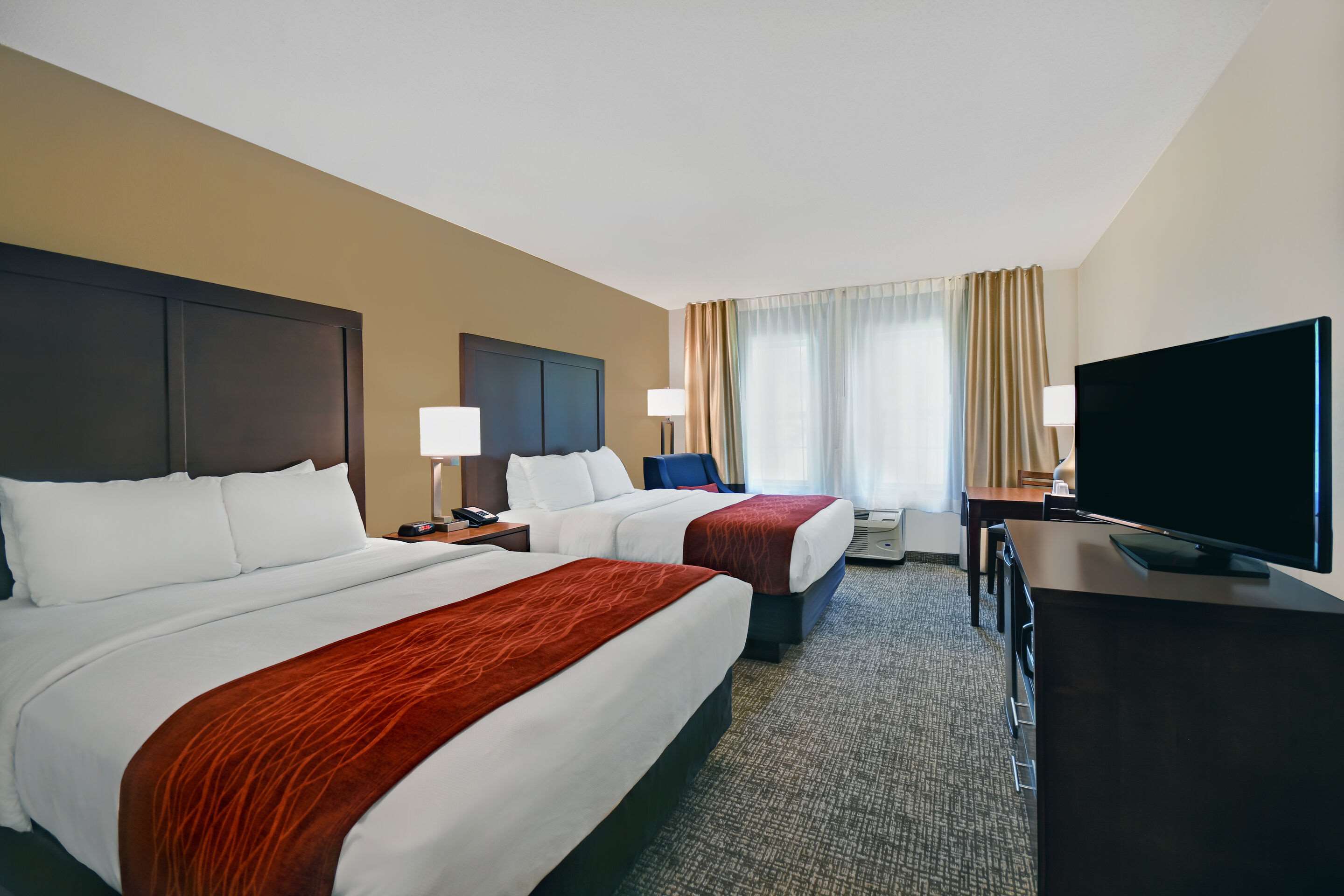 Comfort Inn & Suites