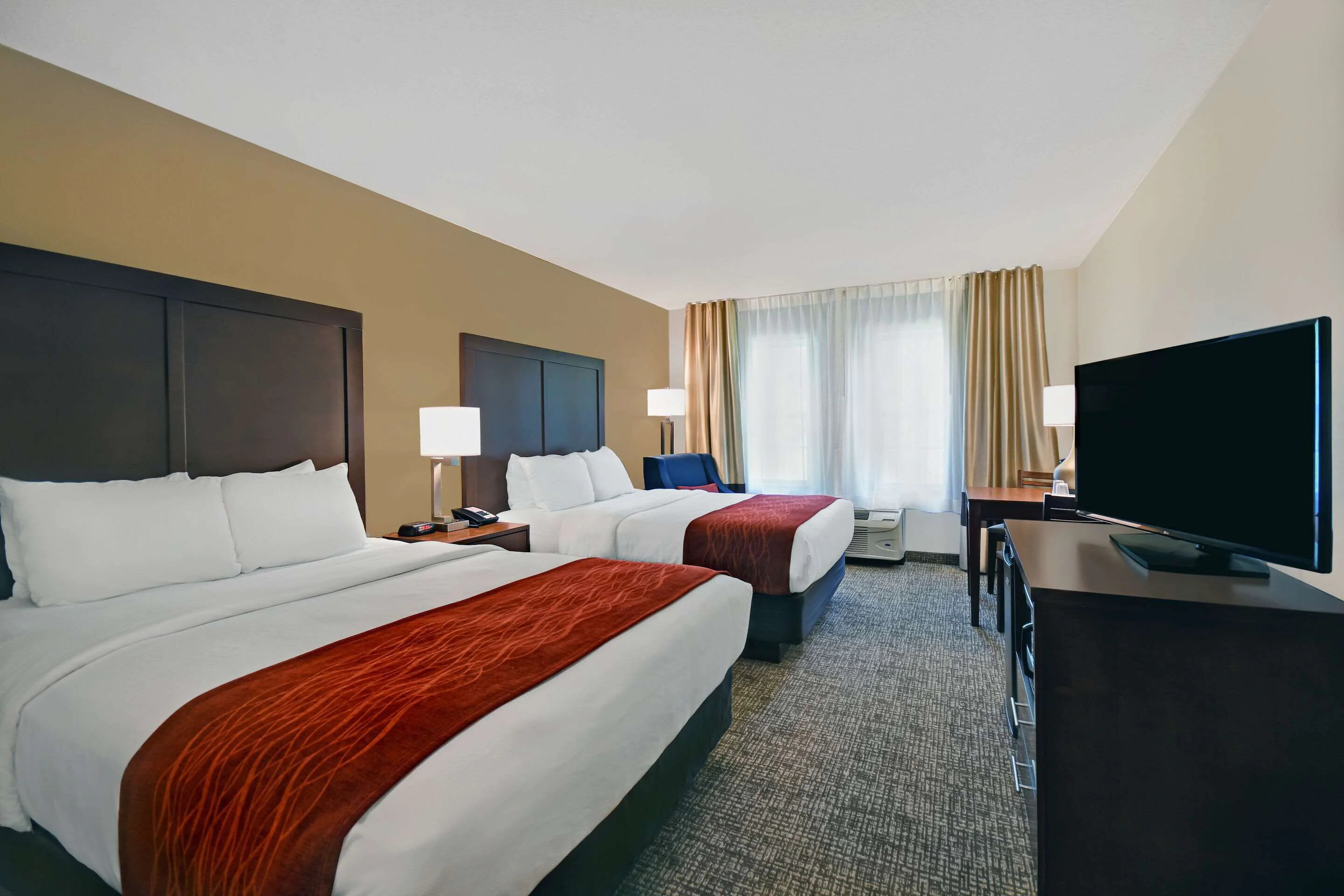 Comfort Inn & Suites