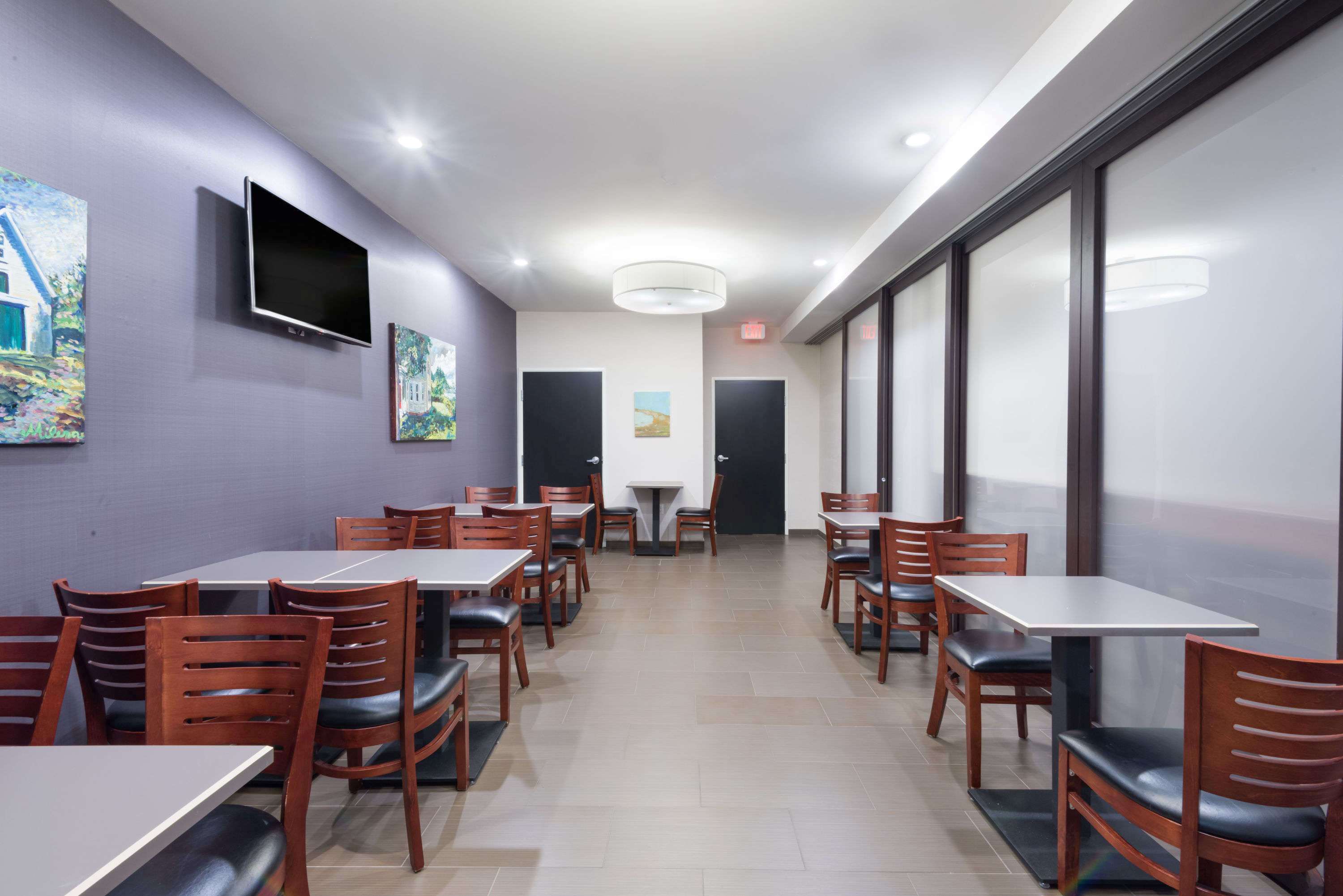 Microtel Inn & Suites by Wyndham Windham