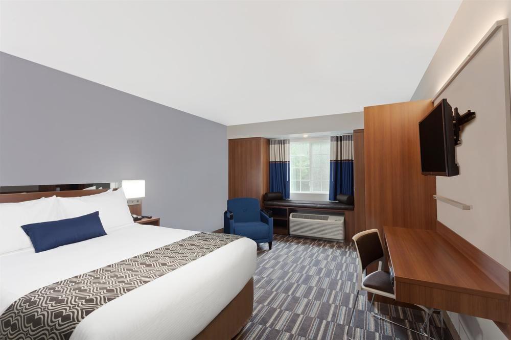 Microtel Inn & Suites by Wyndham Windham