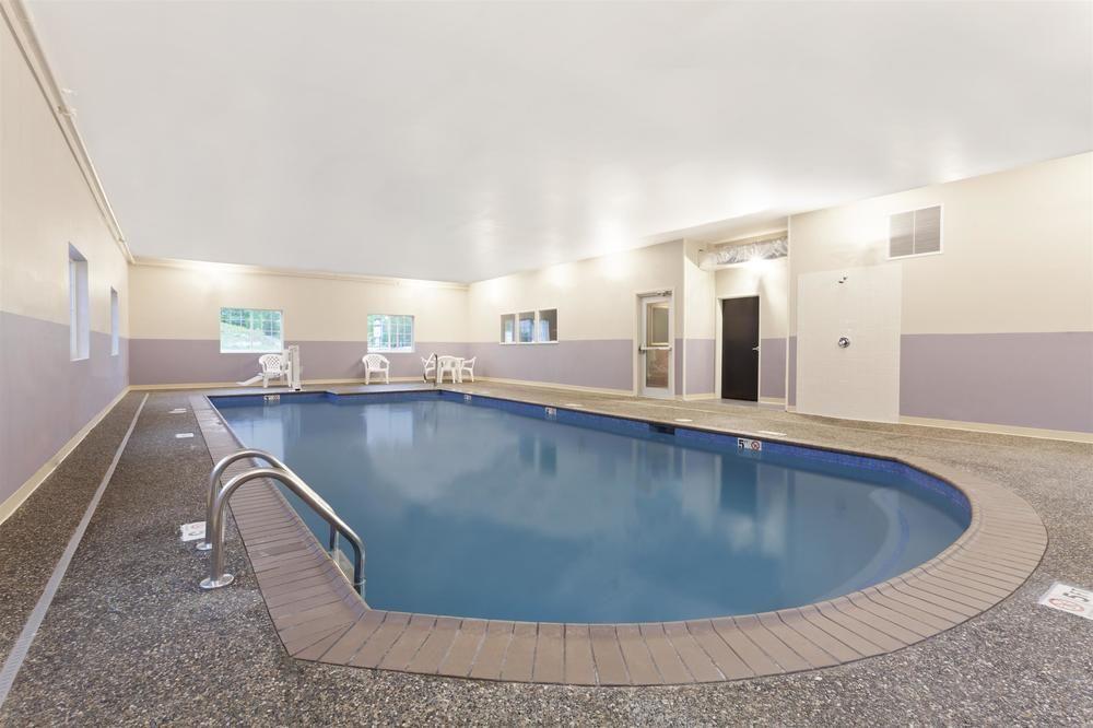 Microtel Inn & Suites by Wyndham Windham