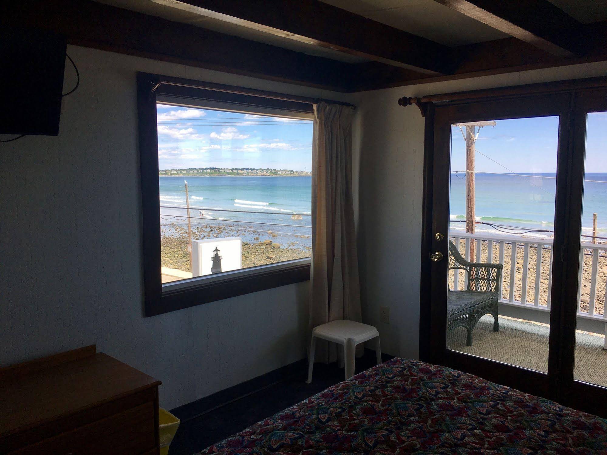 Grand View Inn & Cottages