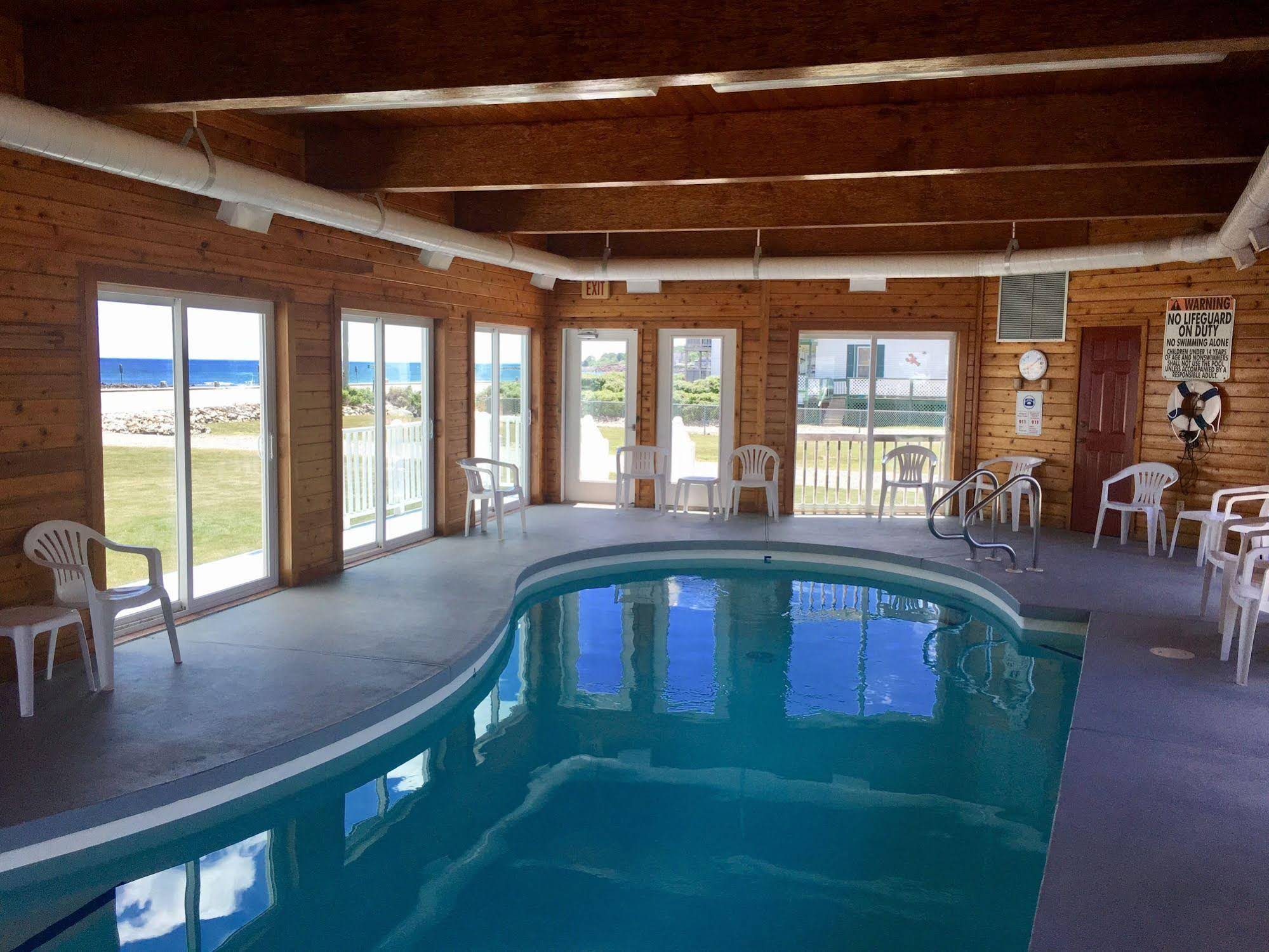 Grand View Inn & Cottages