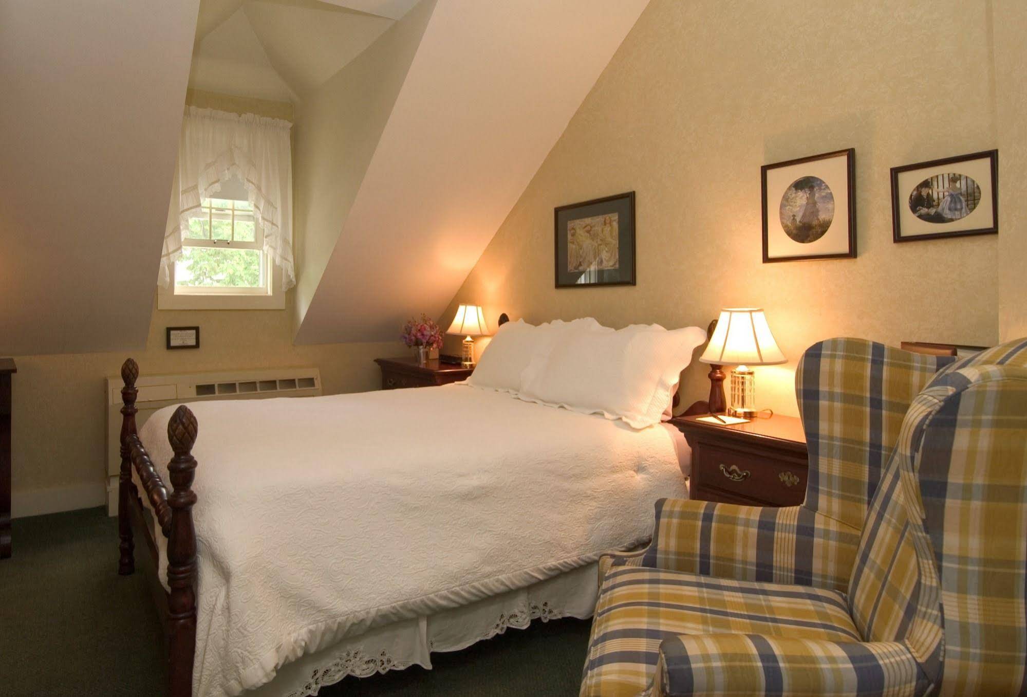York Harbor Inn