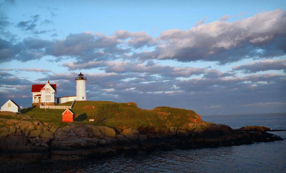 York Harbor Inn