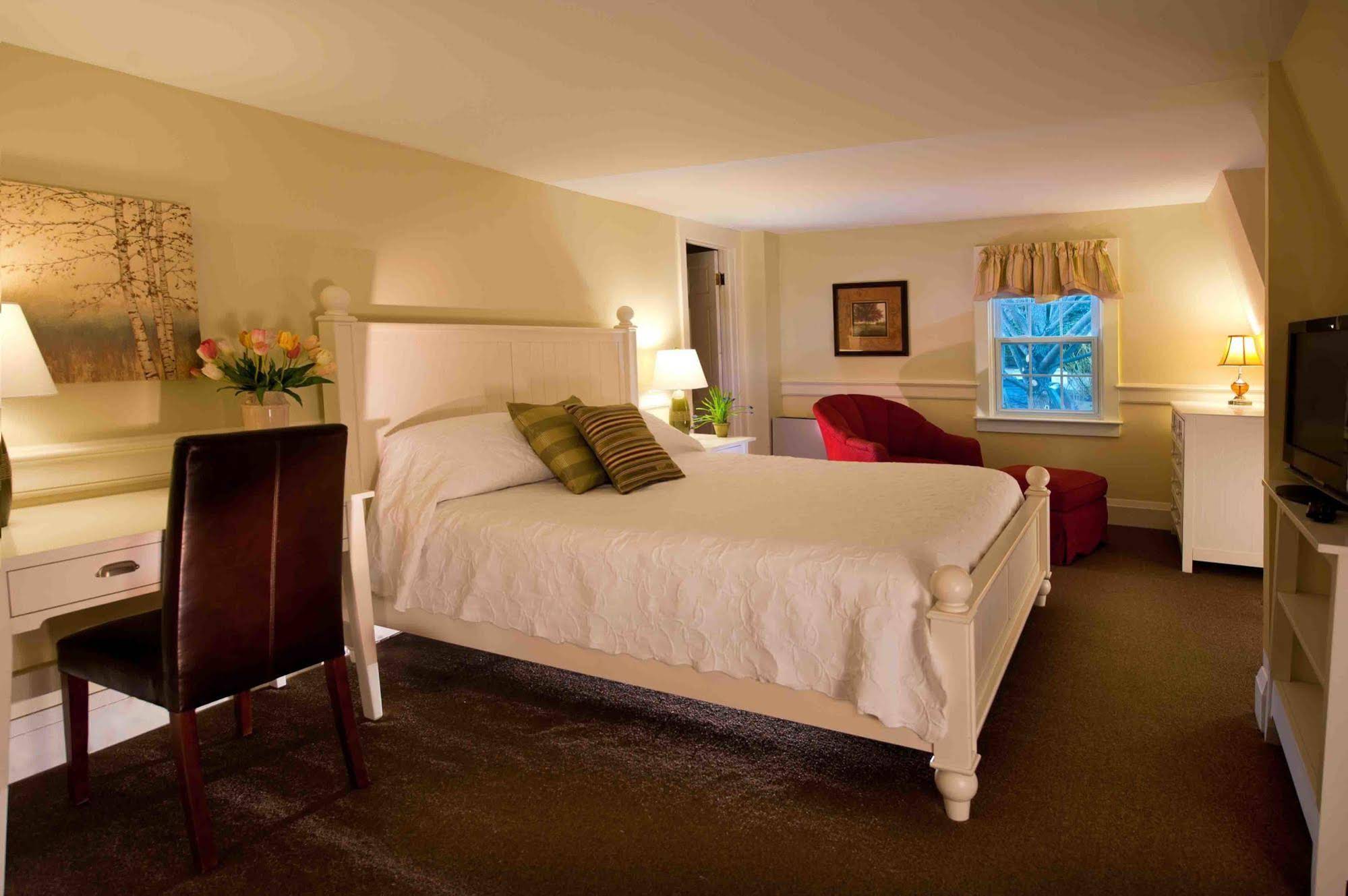 York Harbor Inn