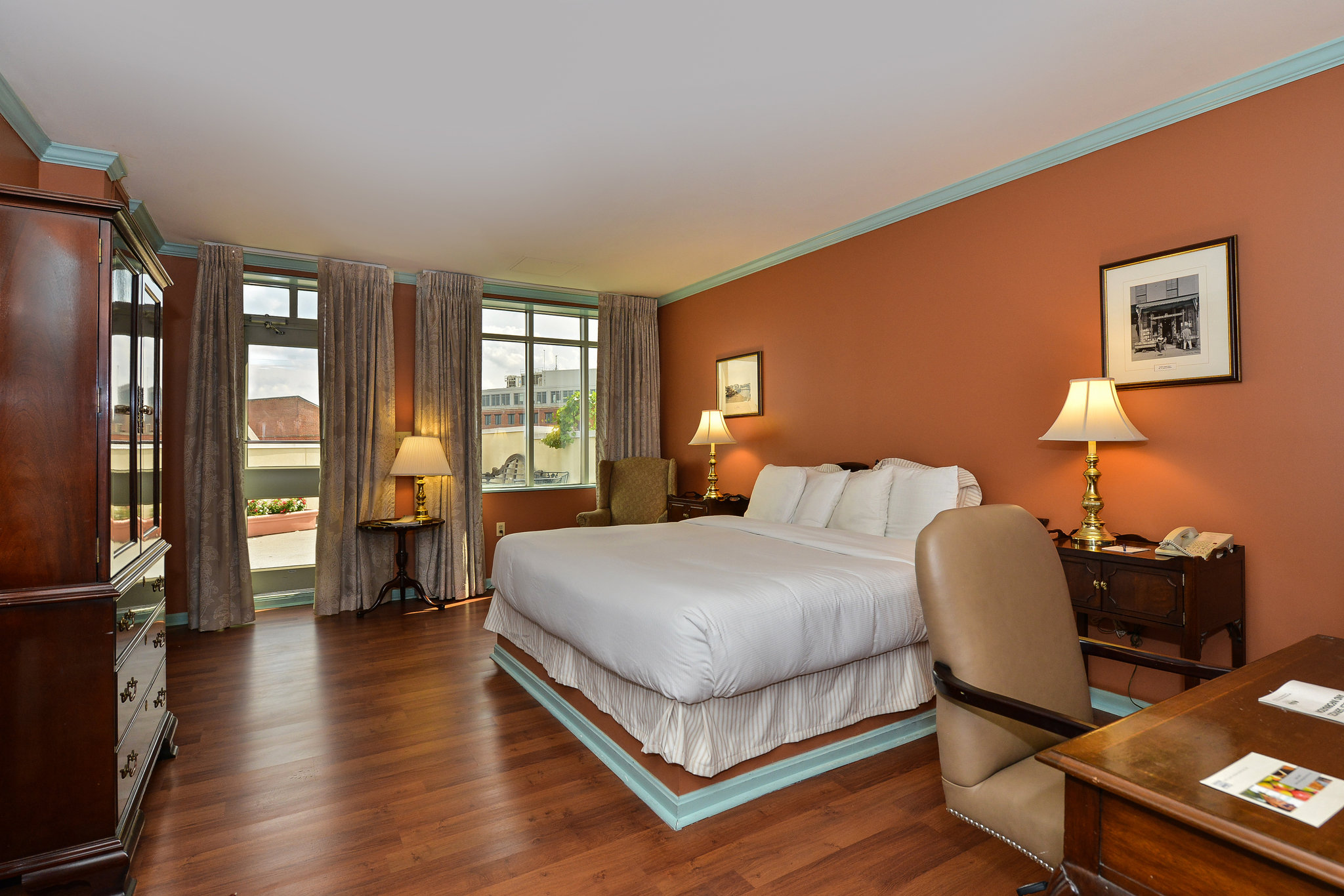 The William Fell Baltimore, Tapestry Collection by Hilton