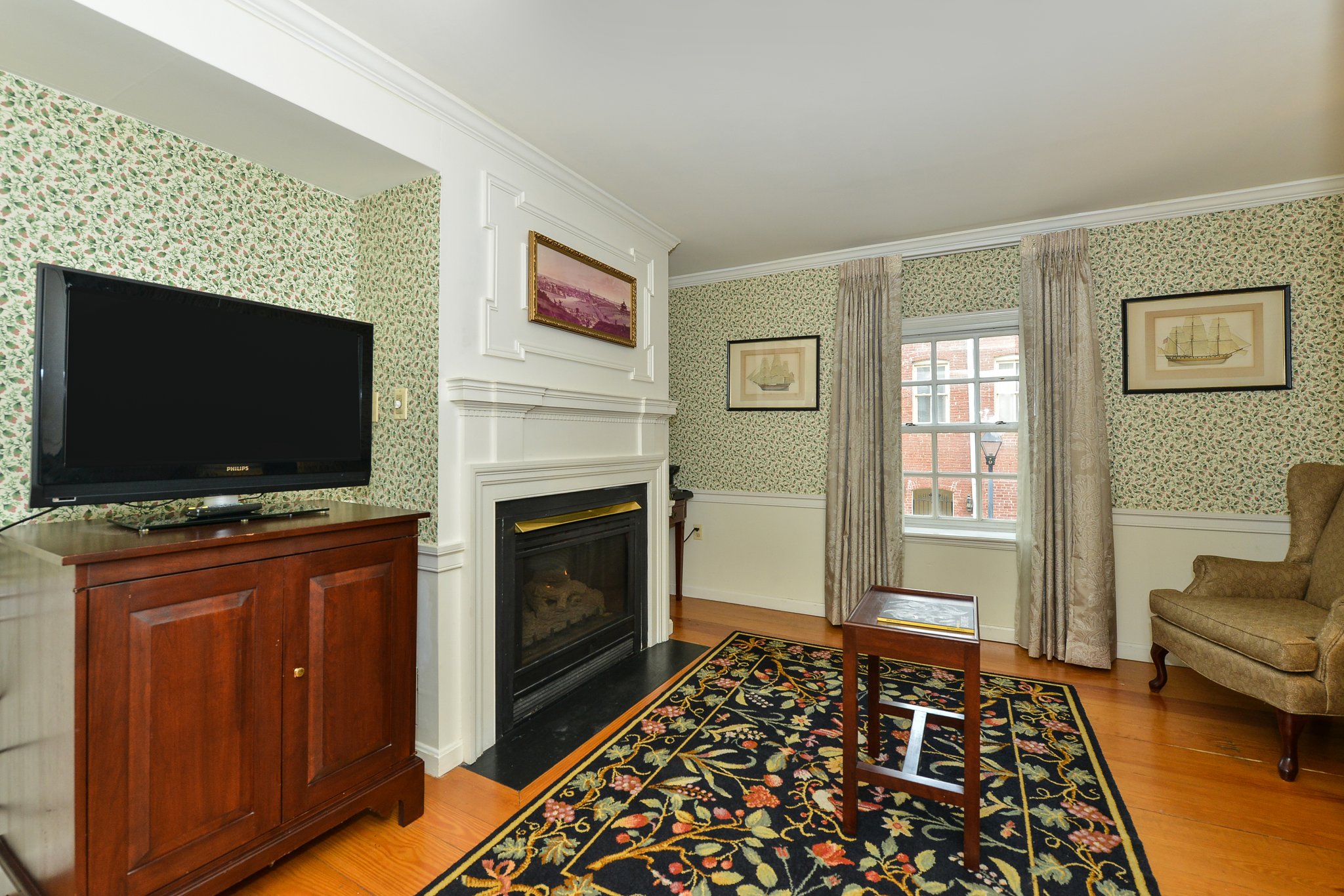 The William Fell Baltimore, Tapestry Collection by Hilton