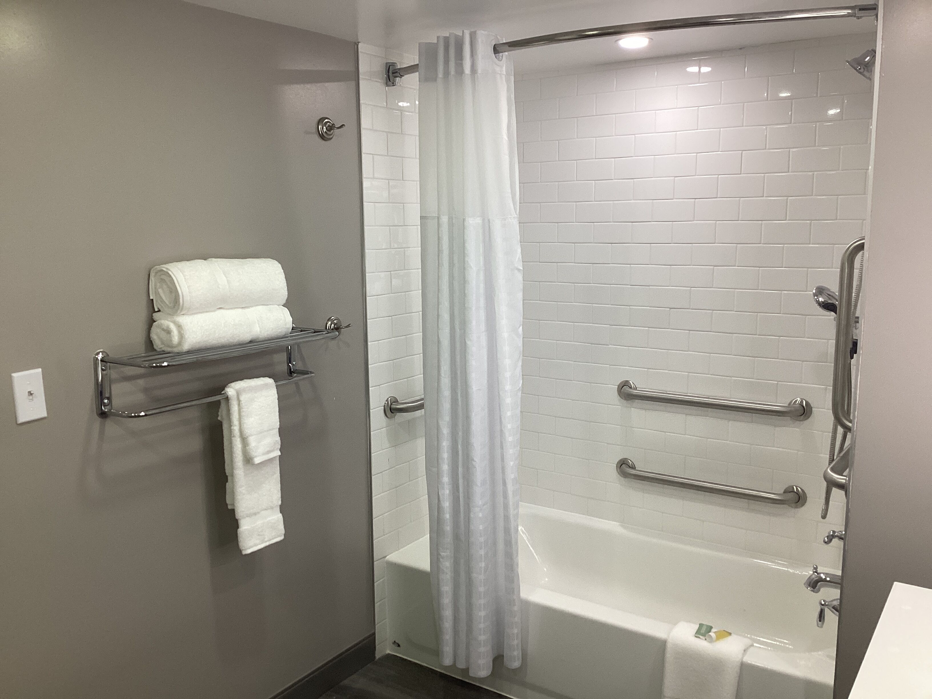 Days Inn by Wyndham Baltimore Northwest