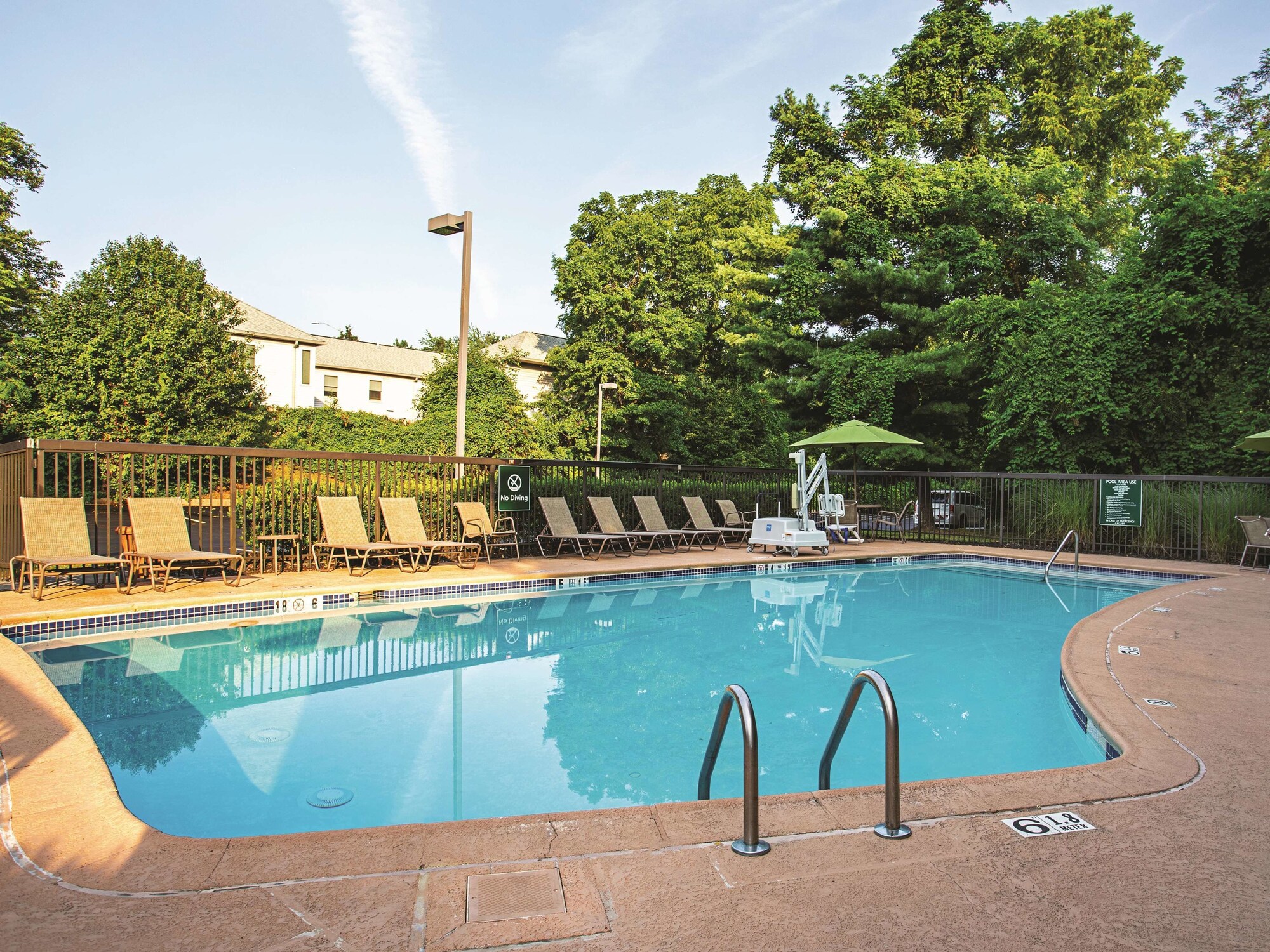 La Quinta Inn & Suites by Wyndham Baltimore N / White Marsh
