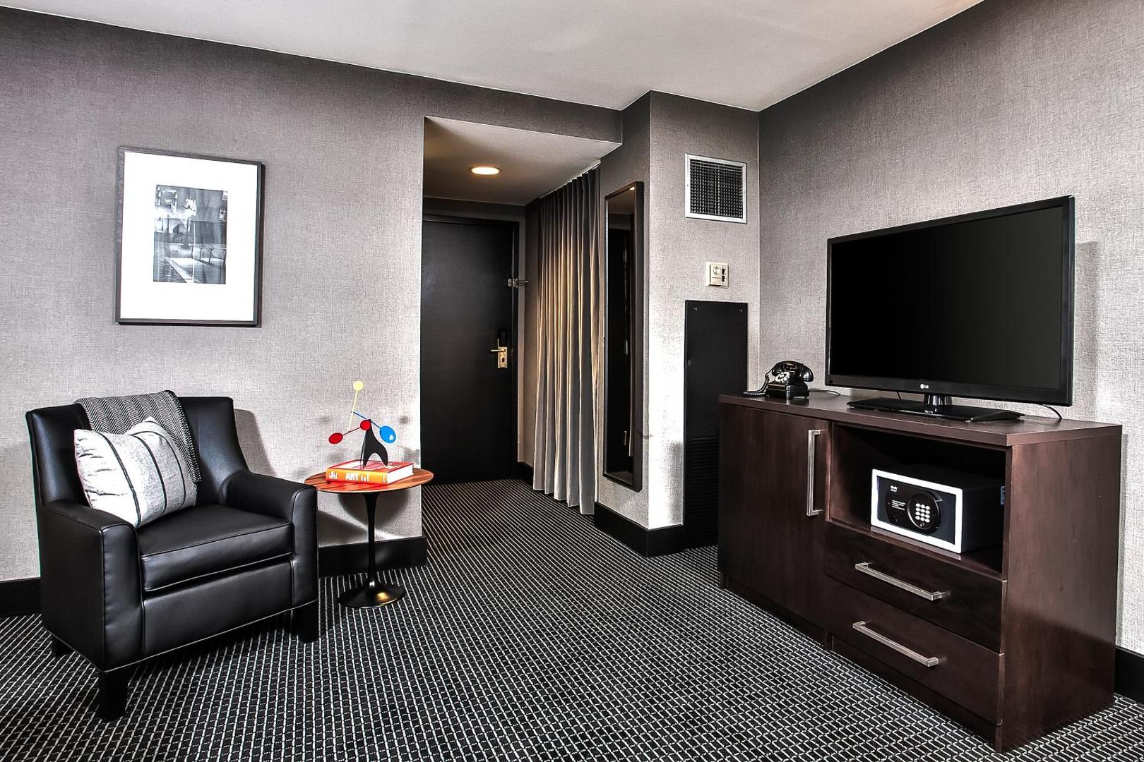 Lord Baltimore Hotel
