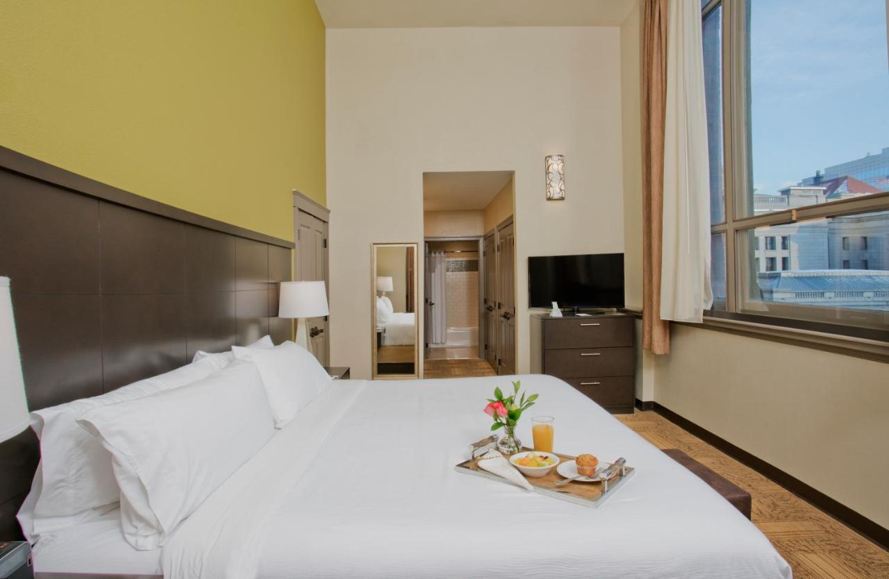 Staybridge Suites Baltimore - Inner Harbor