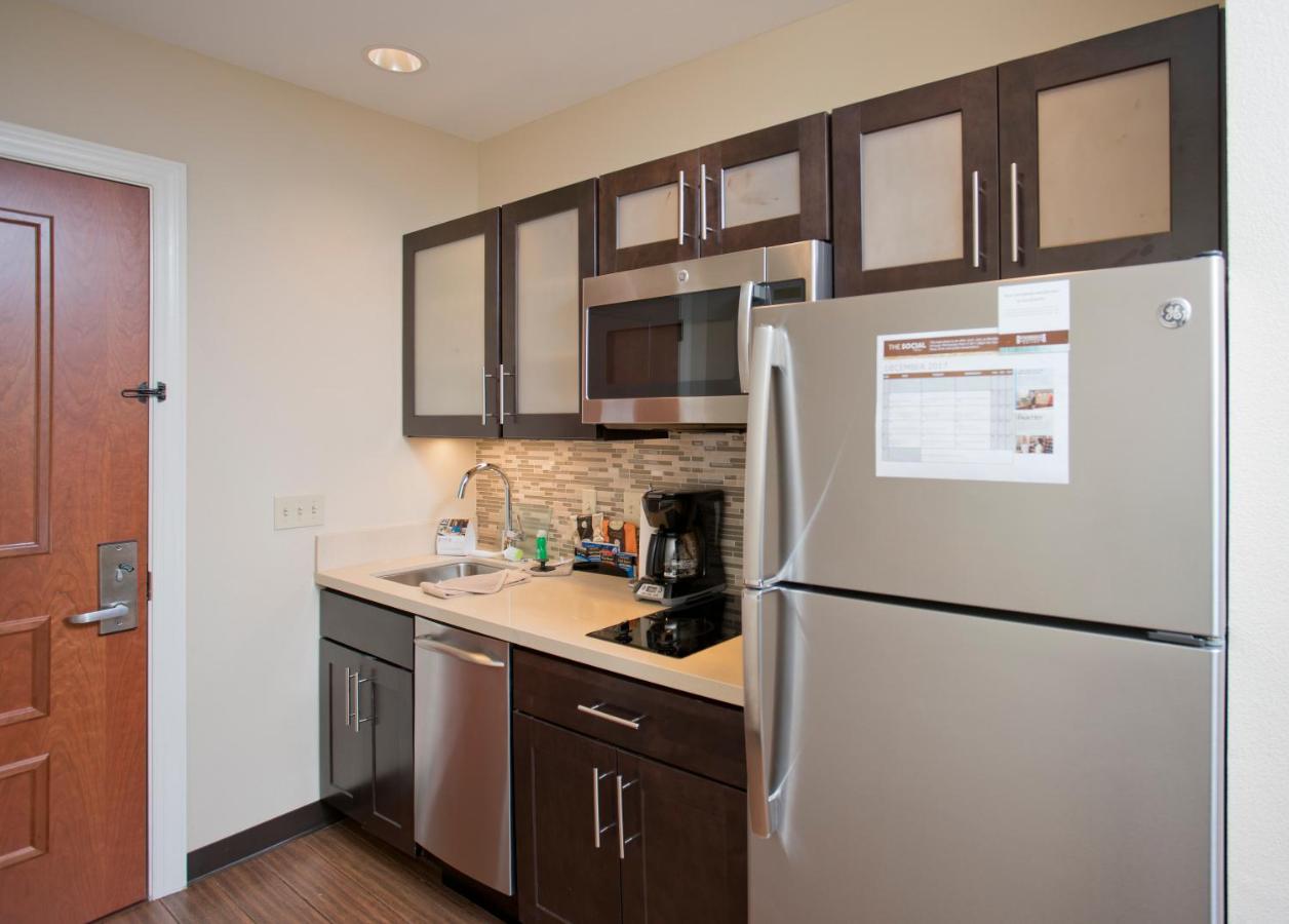 Staybridge Suites Baltimore - Inner Harbor