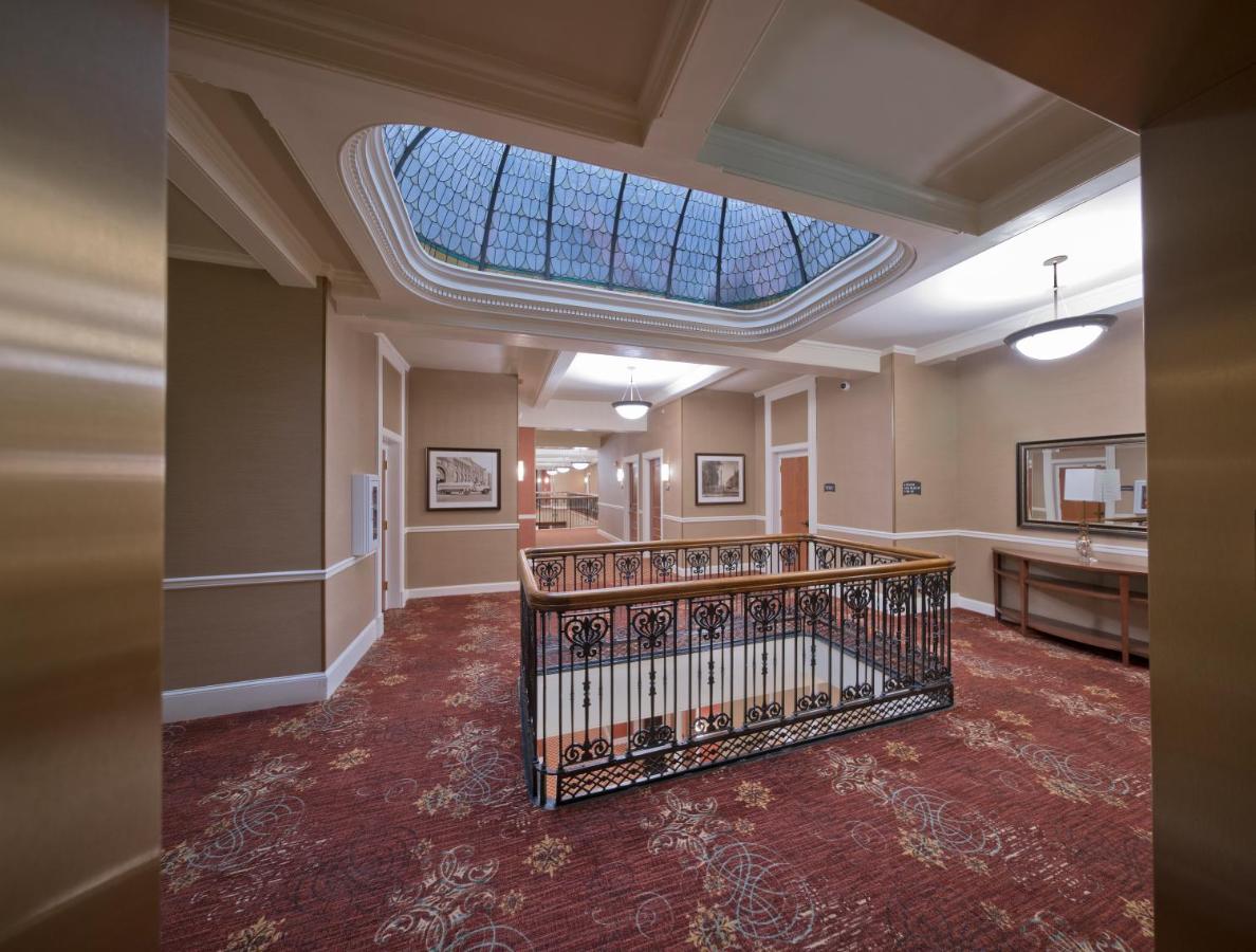 Staybridge Suites Baltimore - Inner Harbor