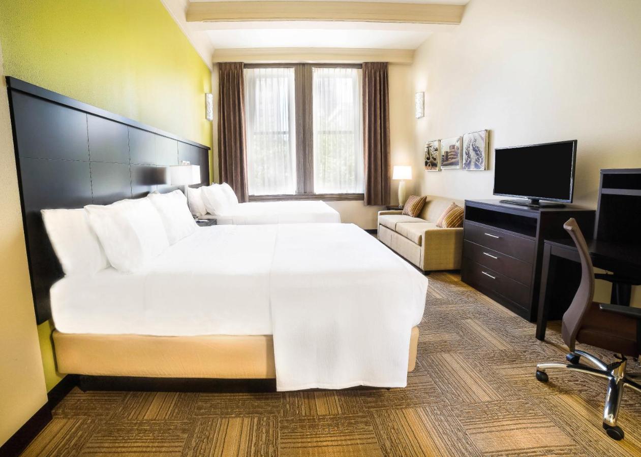 Staybridge Suites Baltimore - Inner Harbor
