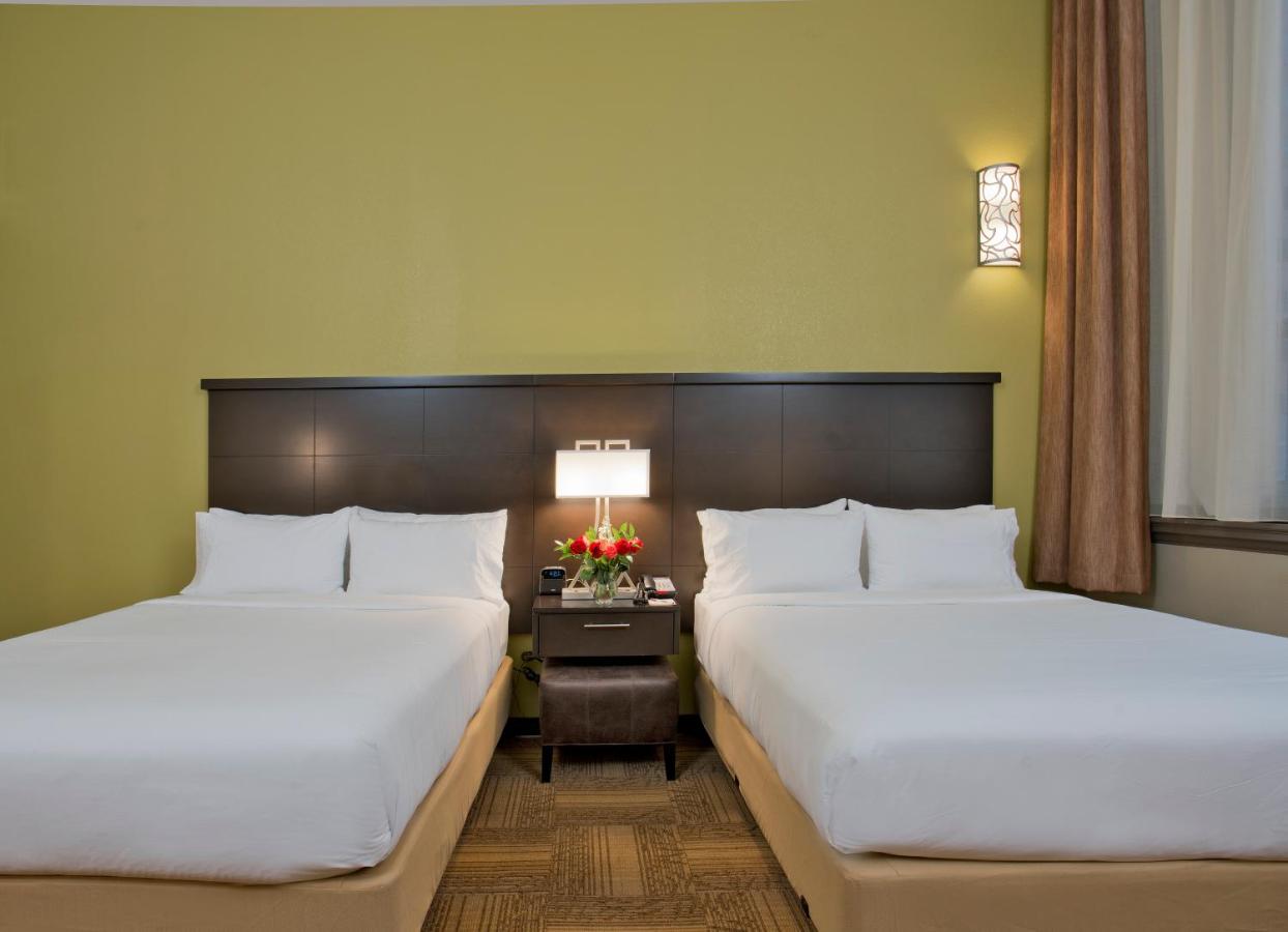 Staybridge Suites Baltimore - Inner Harbor
