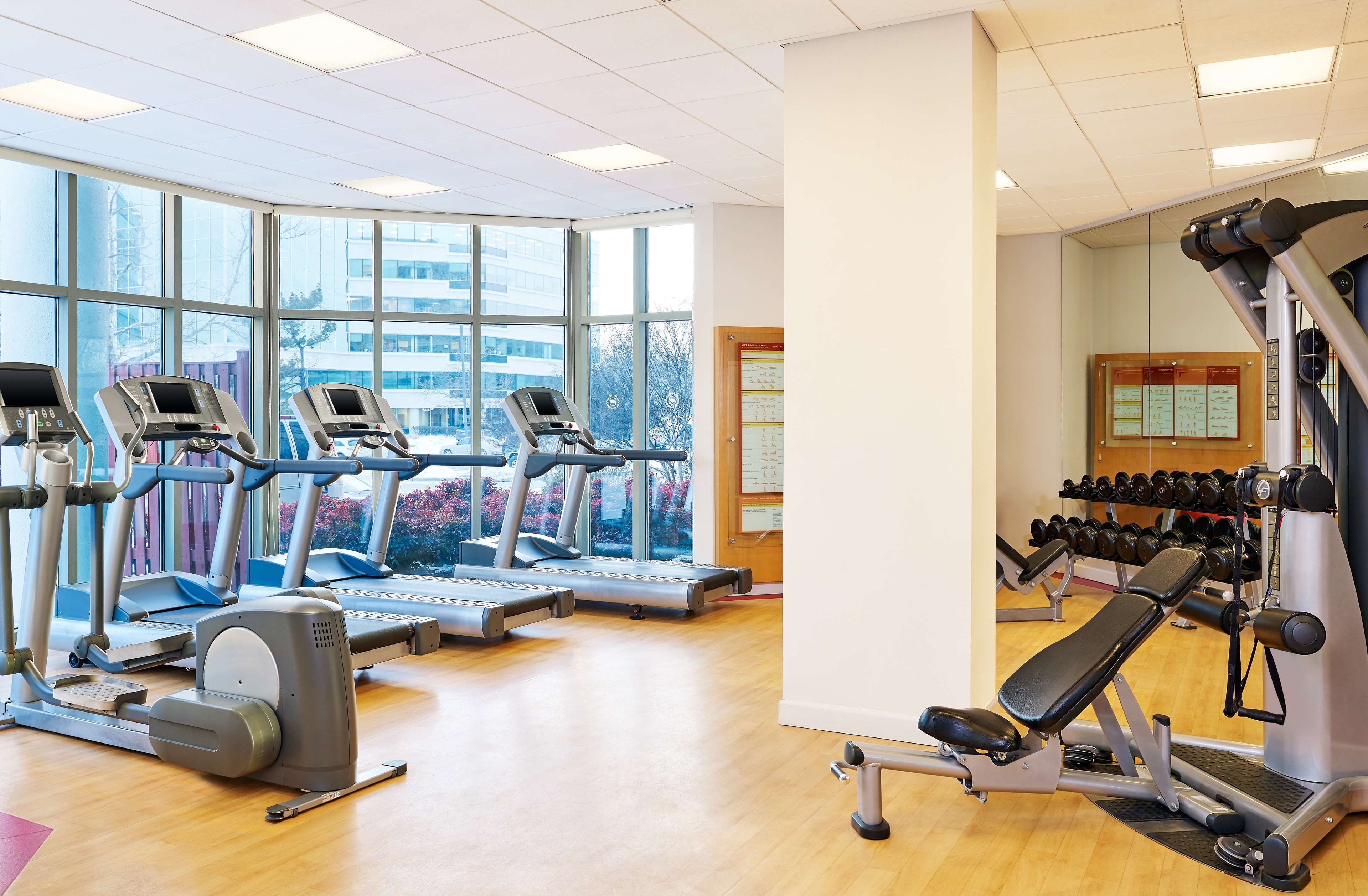 Wyndham College Park North / Washington DC Area