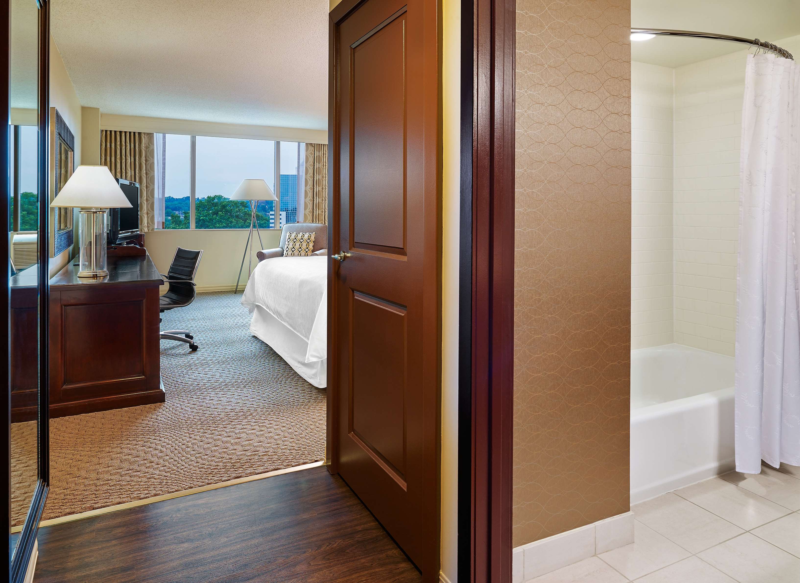 Wyndham College Park North / Washington DC Area