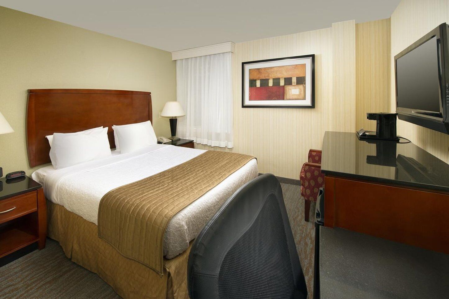 American Inn Of Bethesda