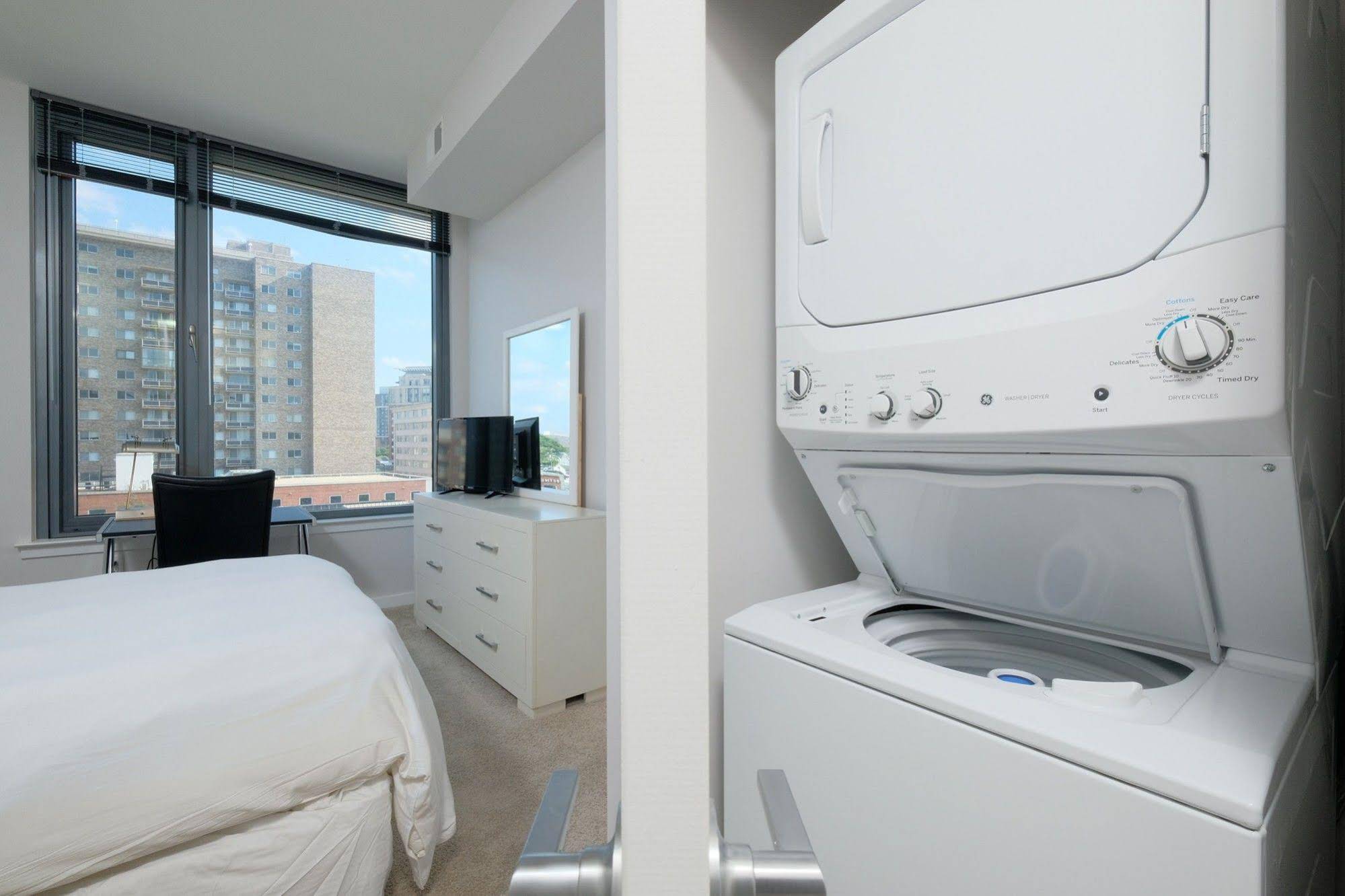 Global Luxury Suites in Downtown Bethesda