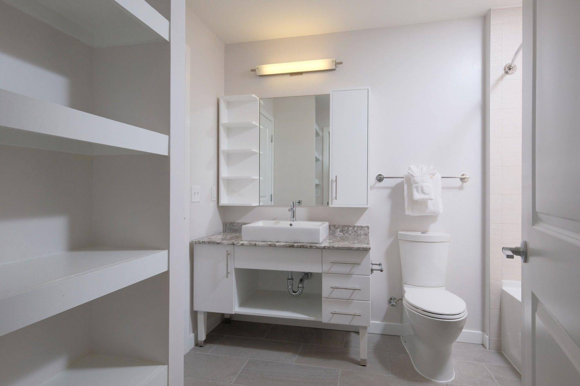 Global Luxury Suites in Downtown Bethesda