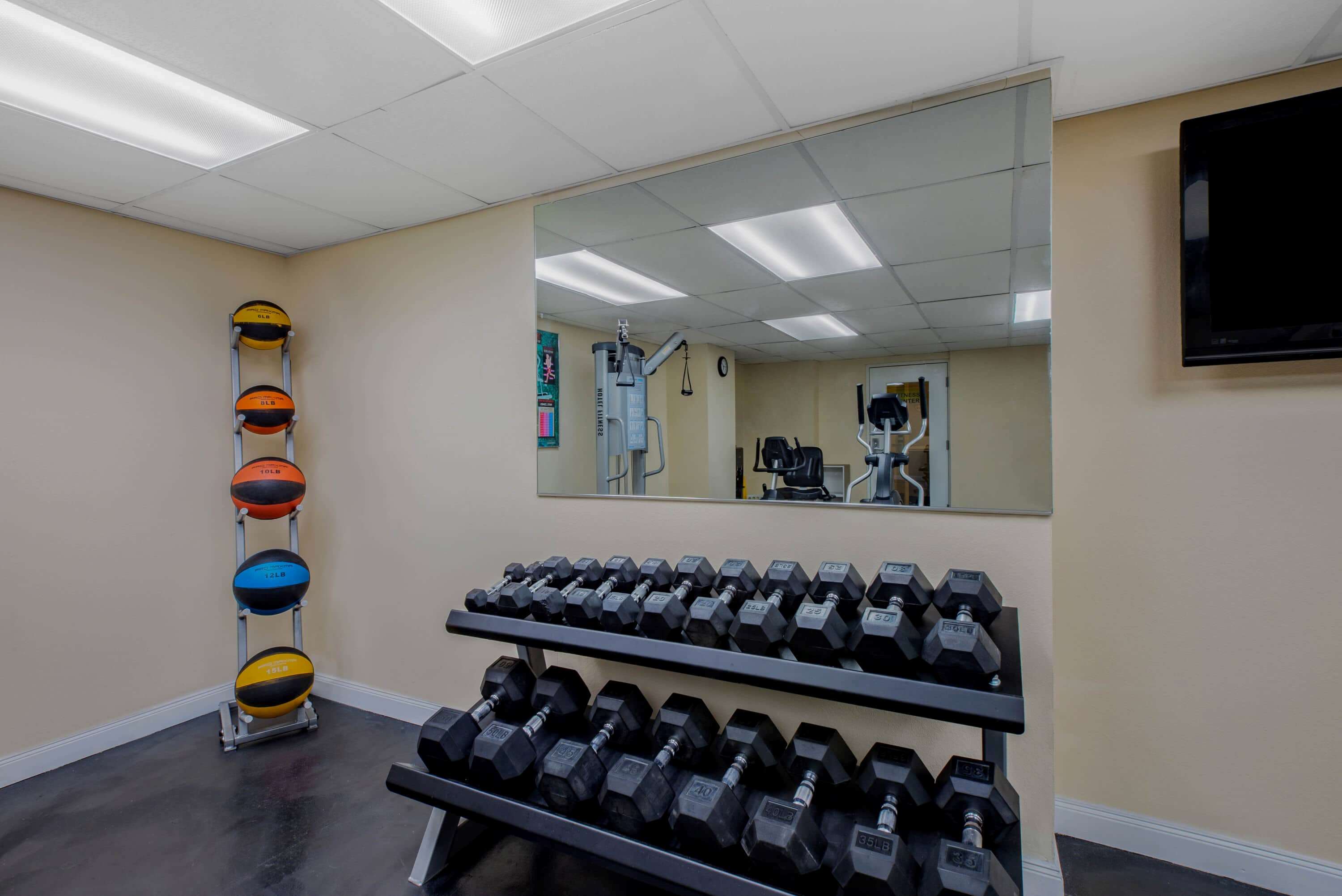 La Quinta Inn & Suites by Wyndham Lexington Park - Patuxent