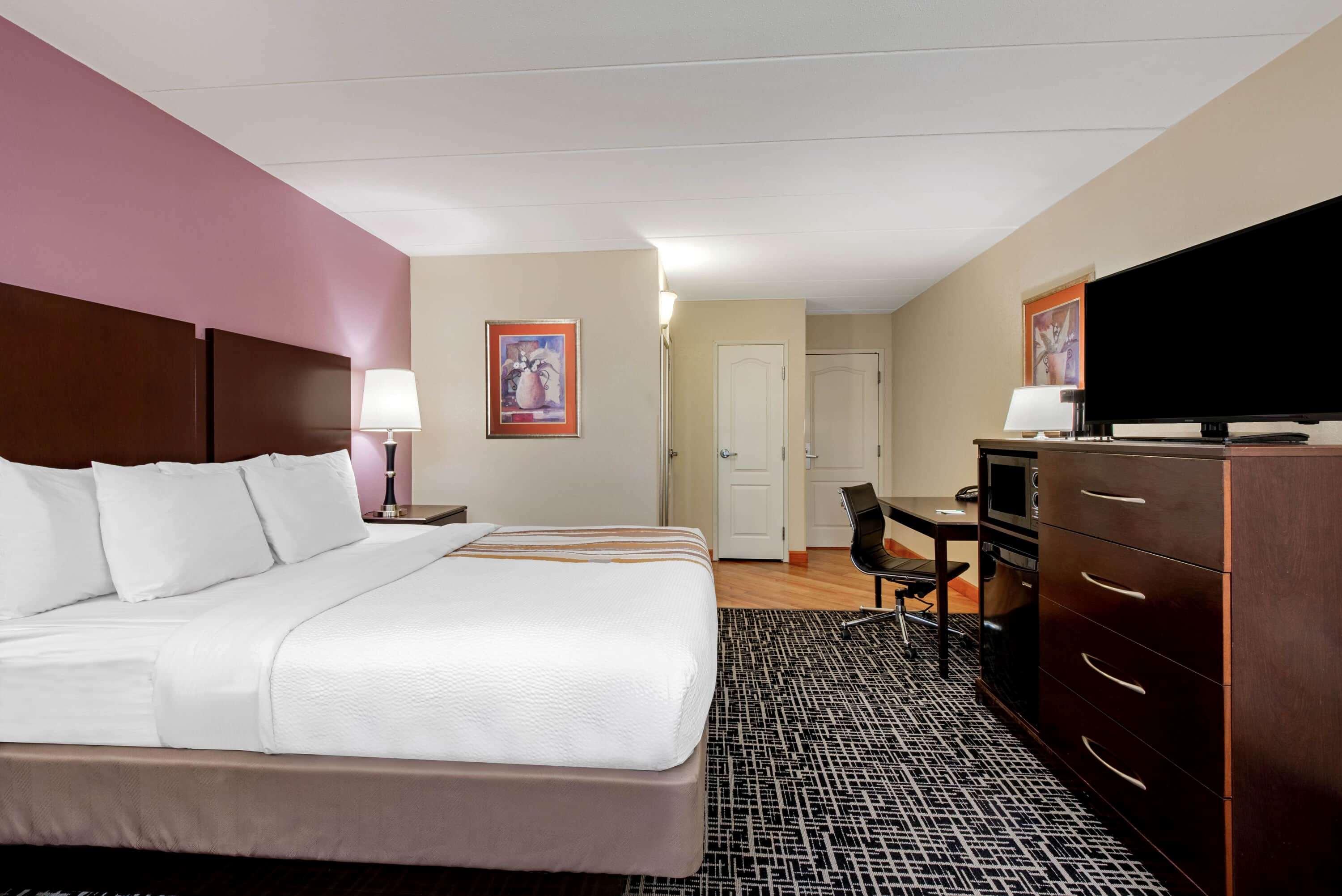 La Quinta Inn & Suites by Wyndham Lexington Park - Patuxent