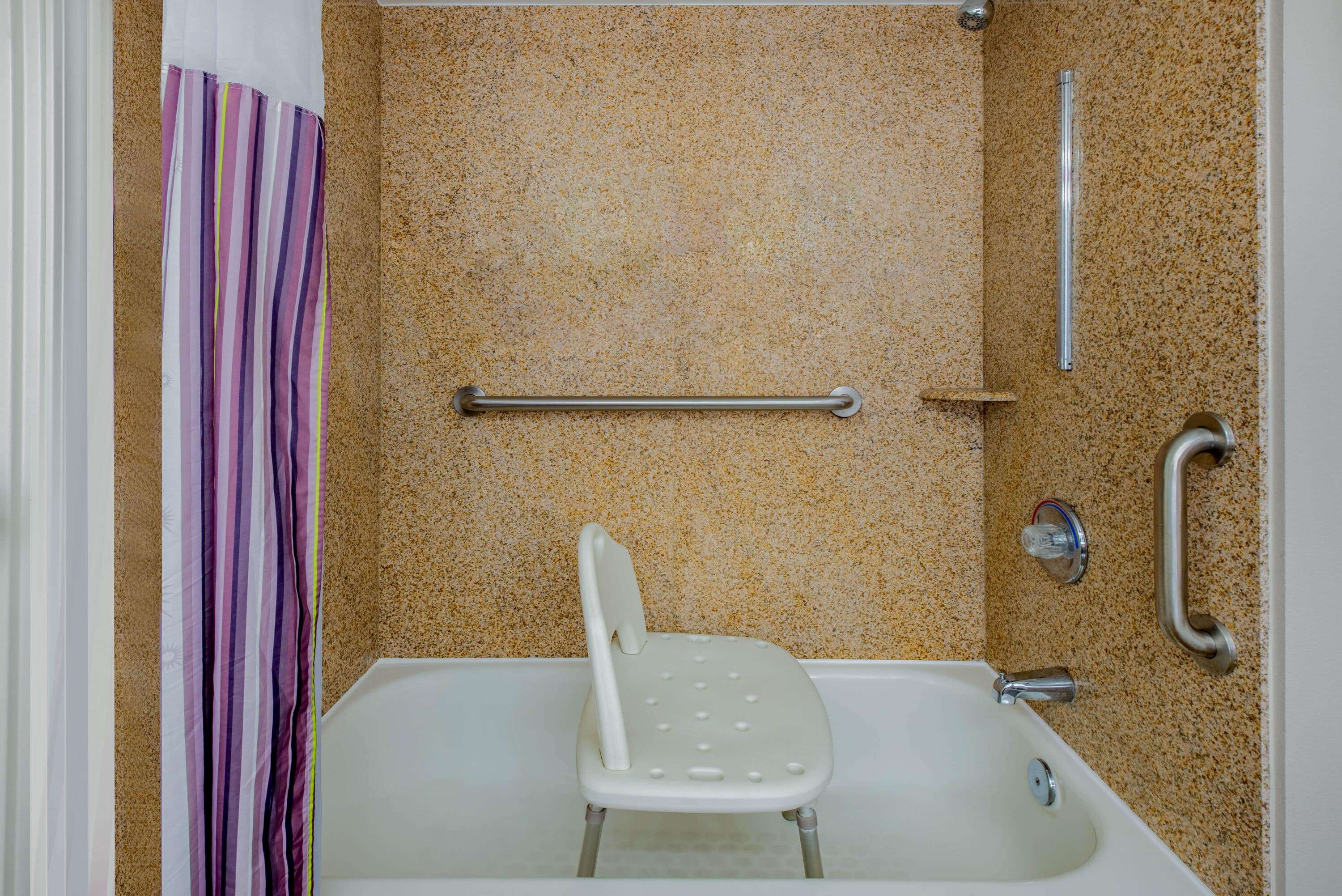 La Quinta Inn & Suites by Wyndham Lexington Park - Patuxent
