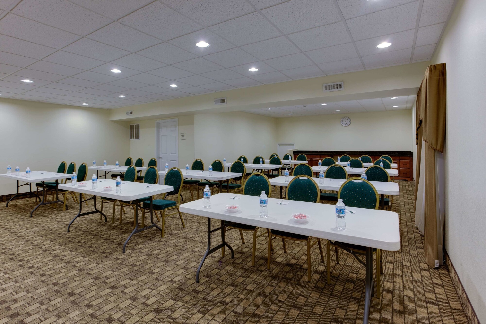 La Quinta Inn & Suites by Wyndham Lexington Park - Patuxent