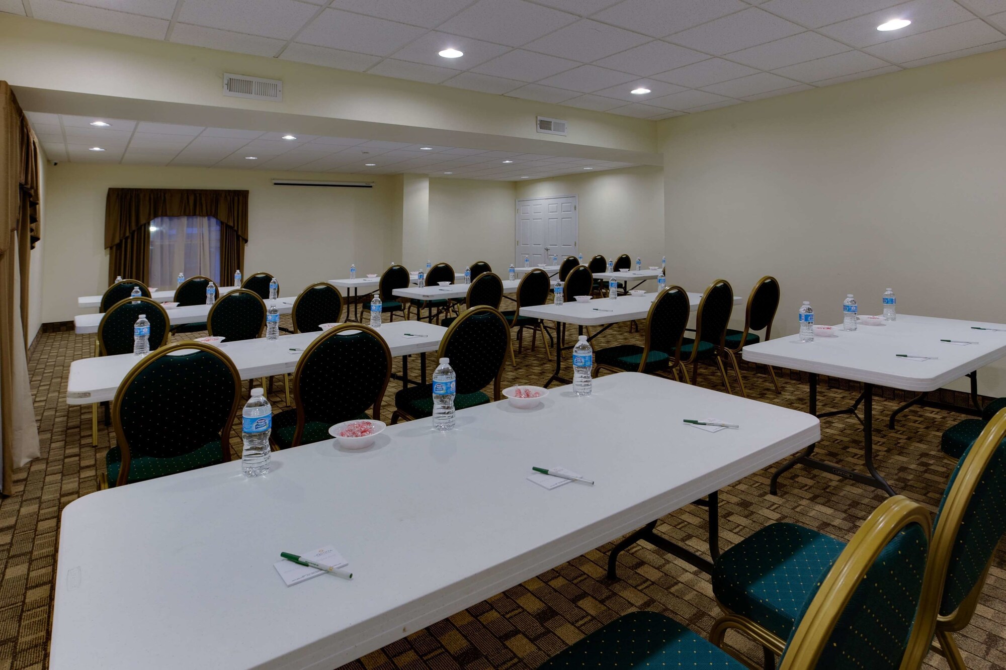 La Quinta Inn & Suites by Wyndham Lexington Park - Patuxent