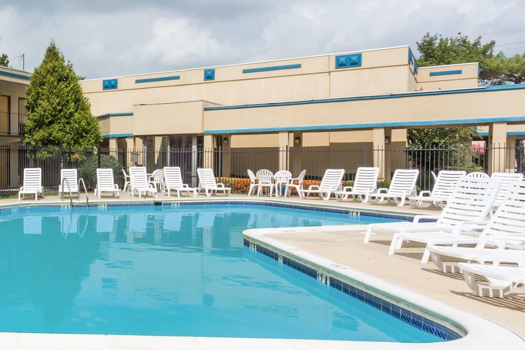 Days Inn by Wyndham Camp Springs/Andrews AFB DC Area