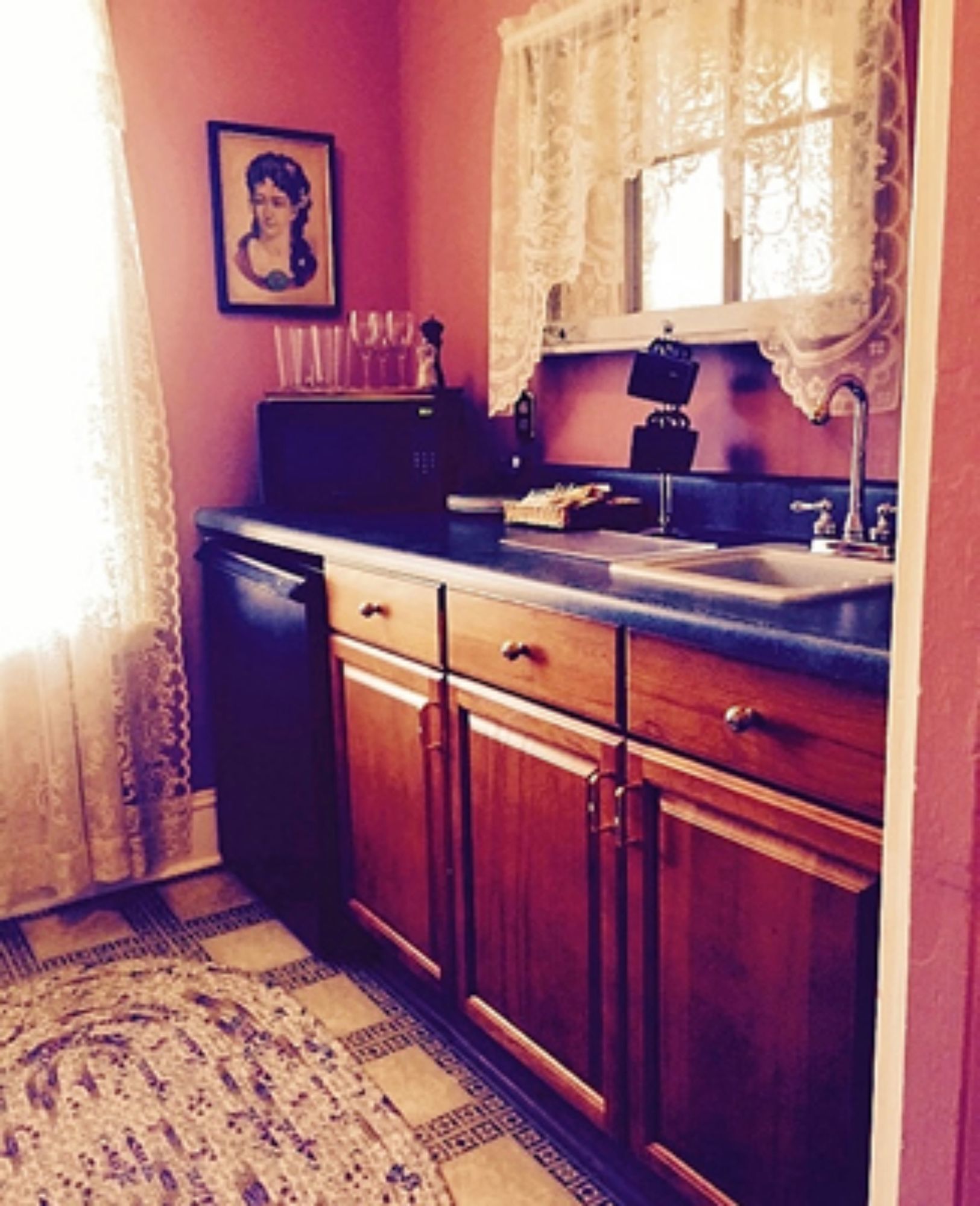 Inn At The Canal Bed & Breakfast