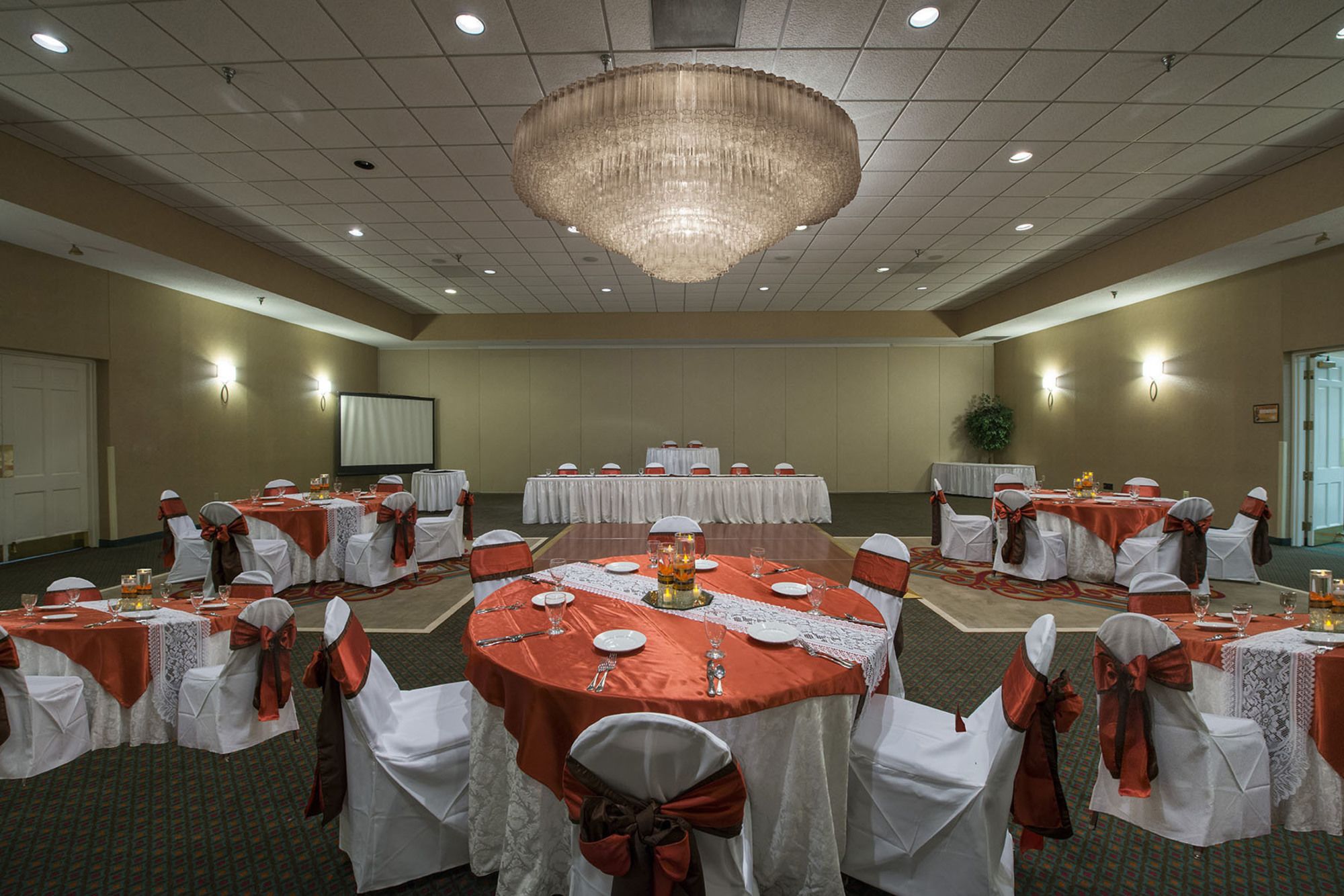 Colony South Hotel & Conference Center