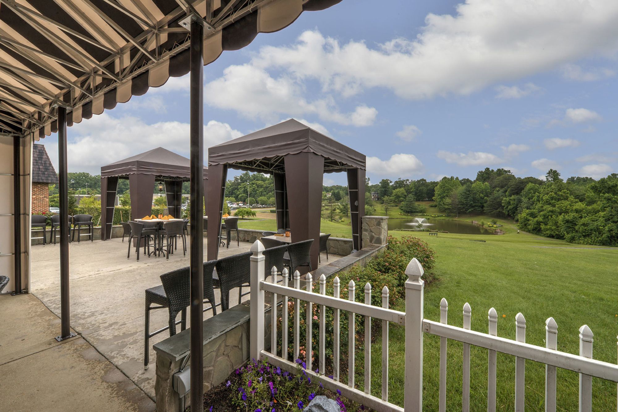 Colony South Hotel & Conference Center