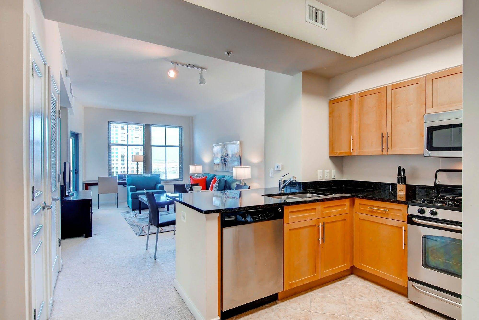 Global Luxury Suites at Town Center