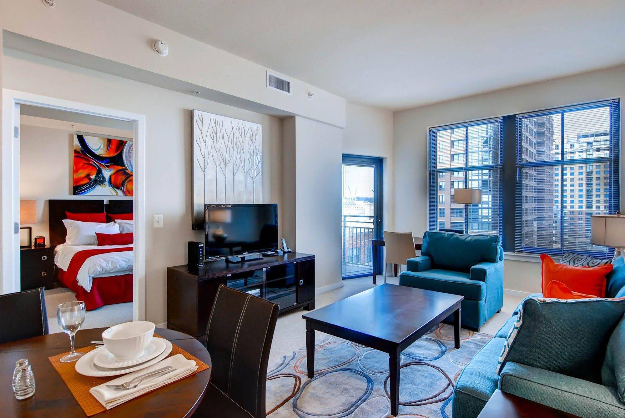 Global Luxury Suites at Town Center