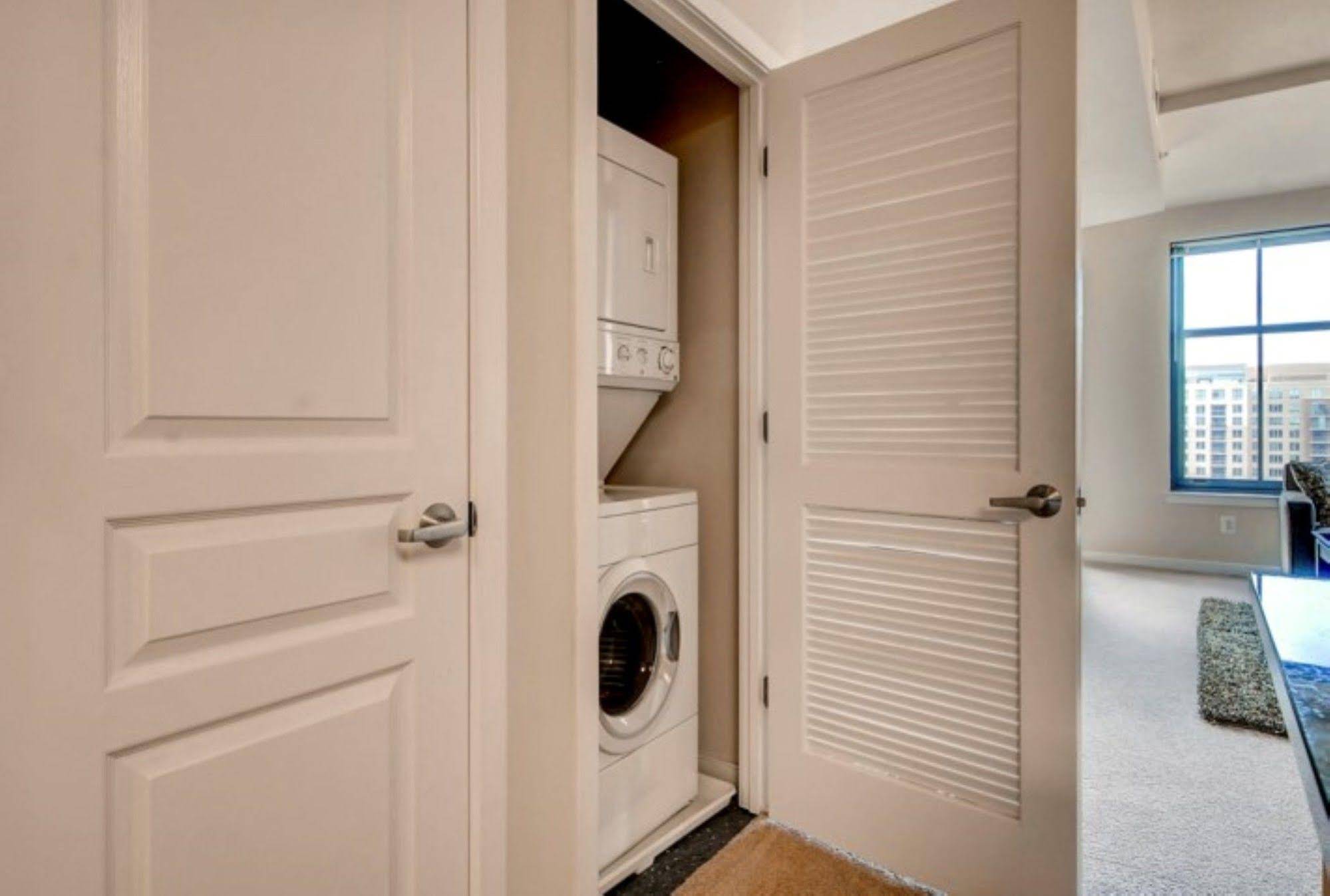 Global Luxury Suites at Town Center