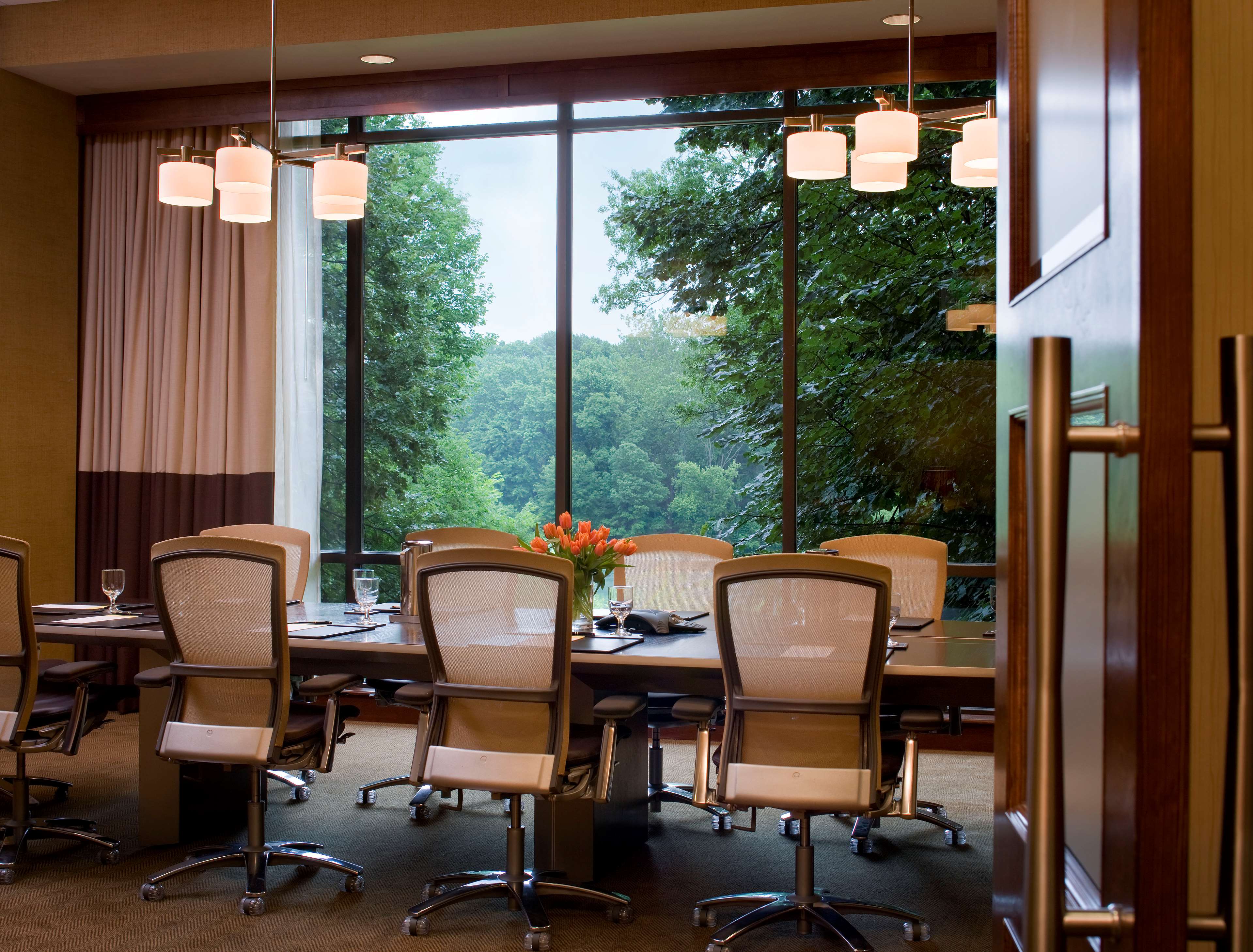 Merriweather Lakehouse, Autograph Collection