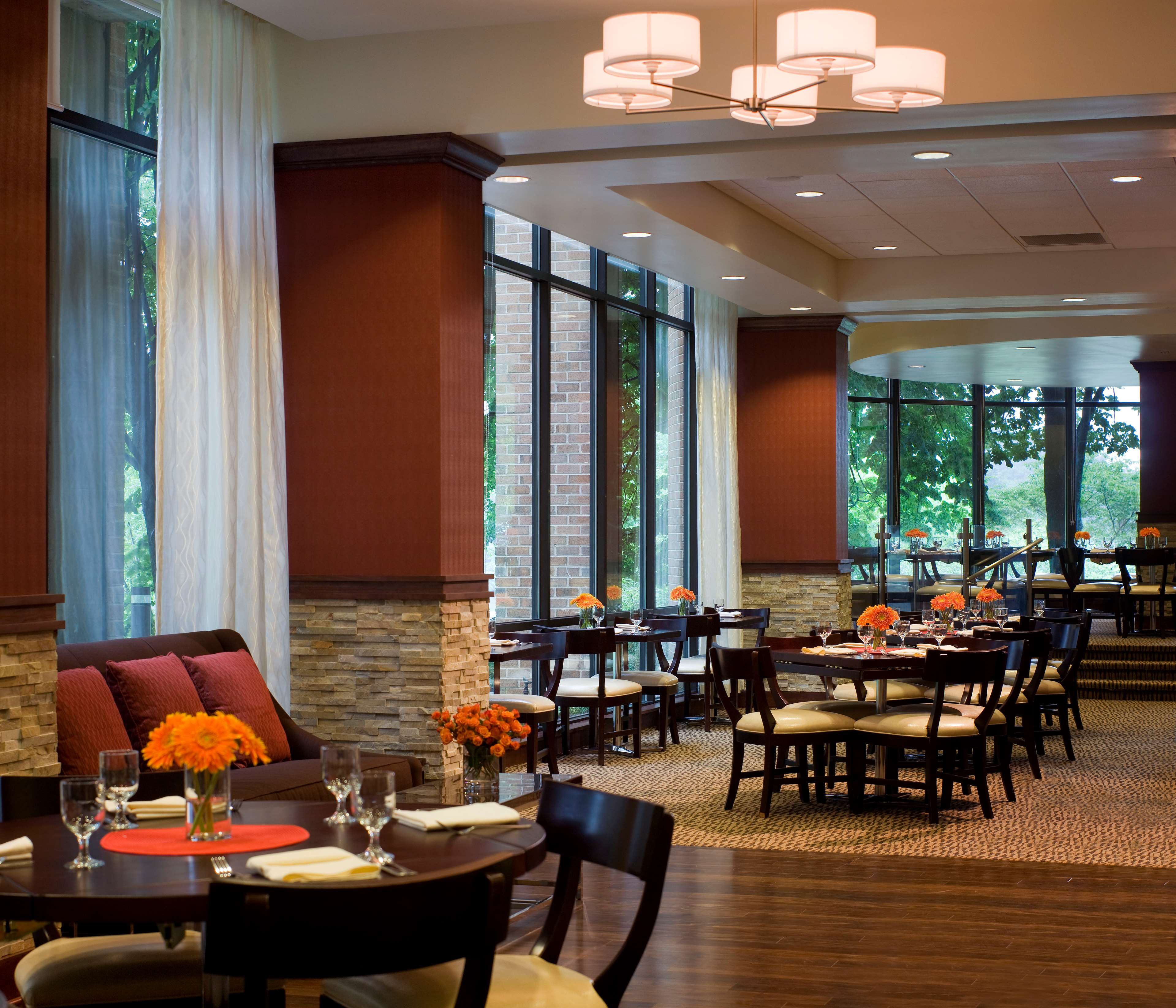Merriweather Lakehouse, Autograph Collection