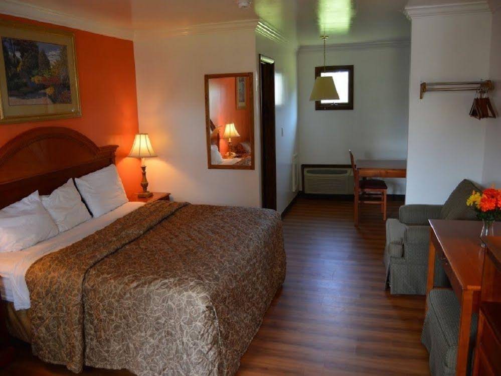Crisfield Budget Inn