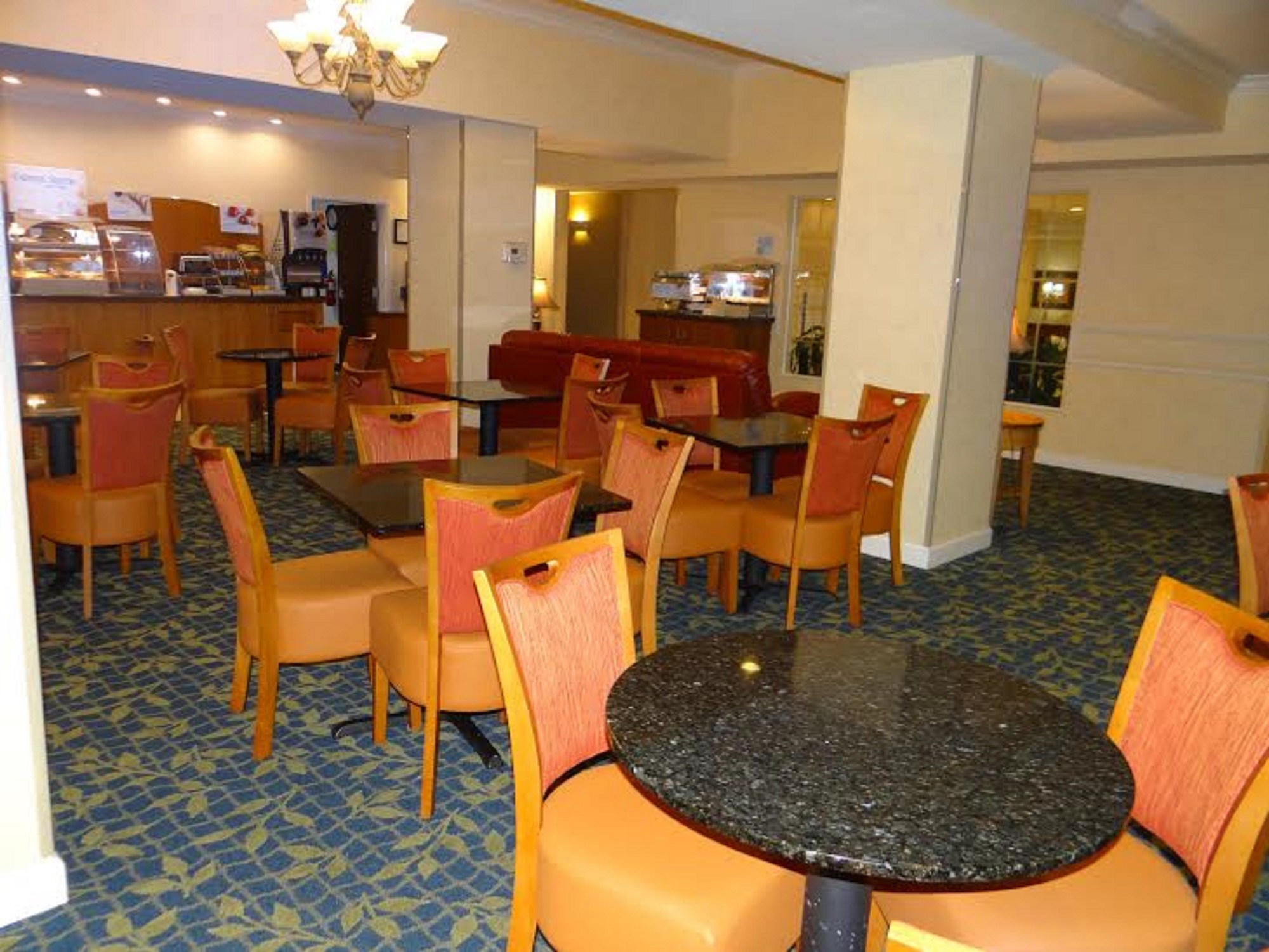 Holiday Inn Express Hotel & Suites Salisbury-Delmar