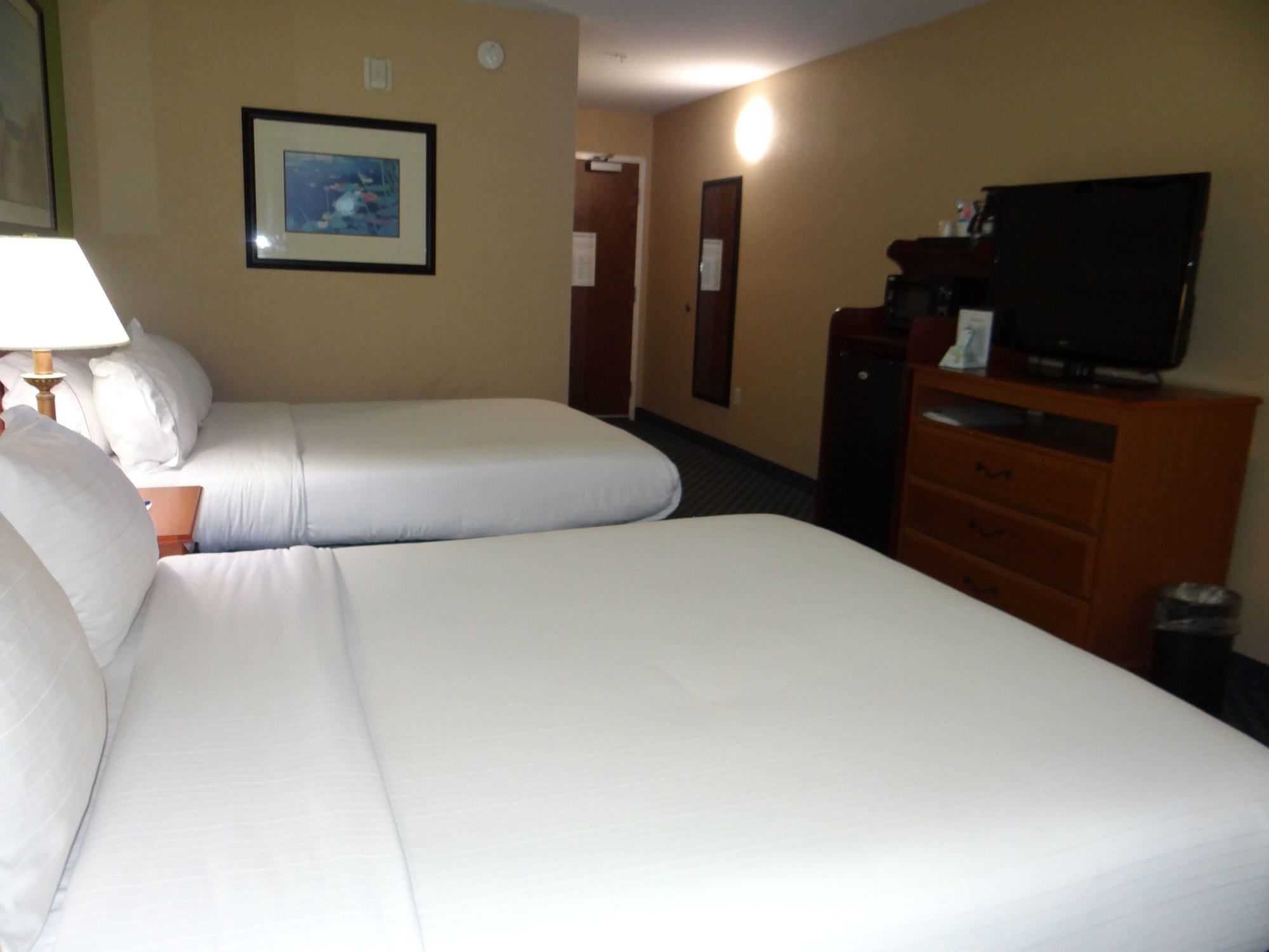 Holiday Inn Express Hotel & Suites Salisbury-Delmar