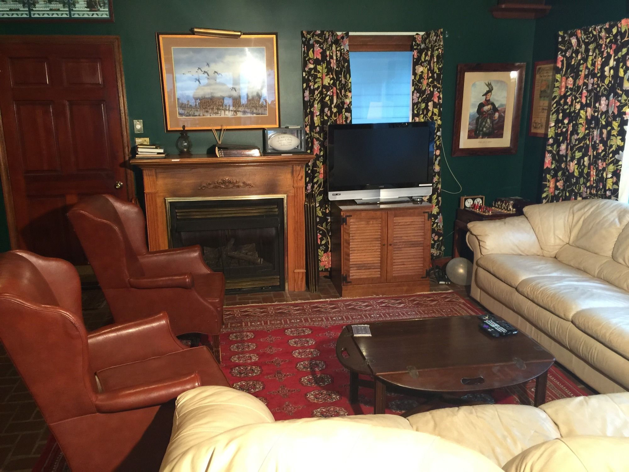 Miles River Guest House