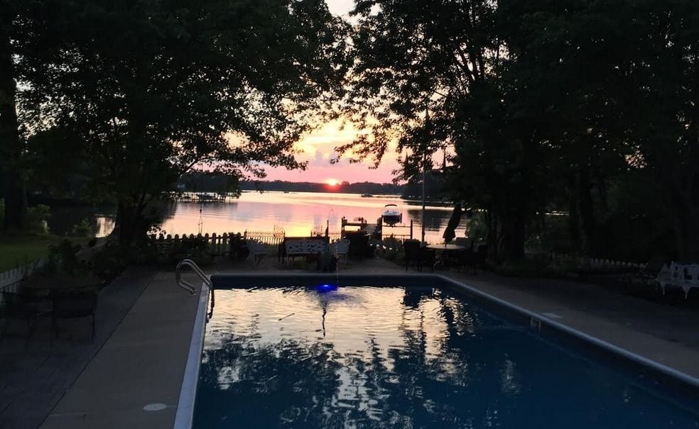 Miles River Guest House