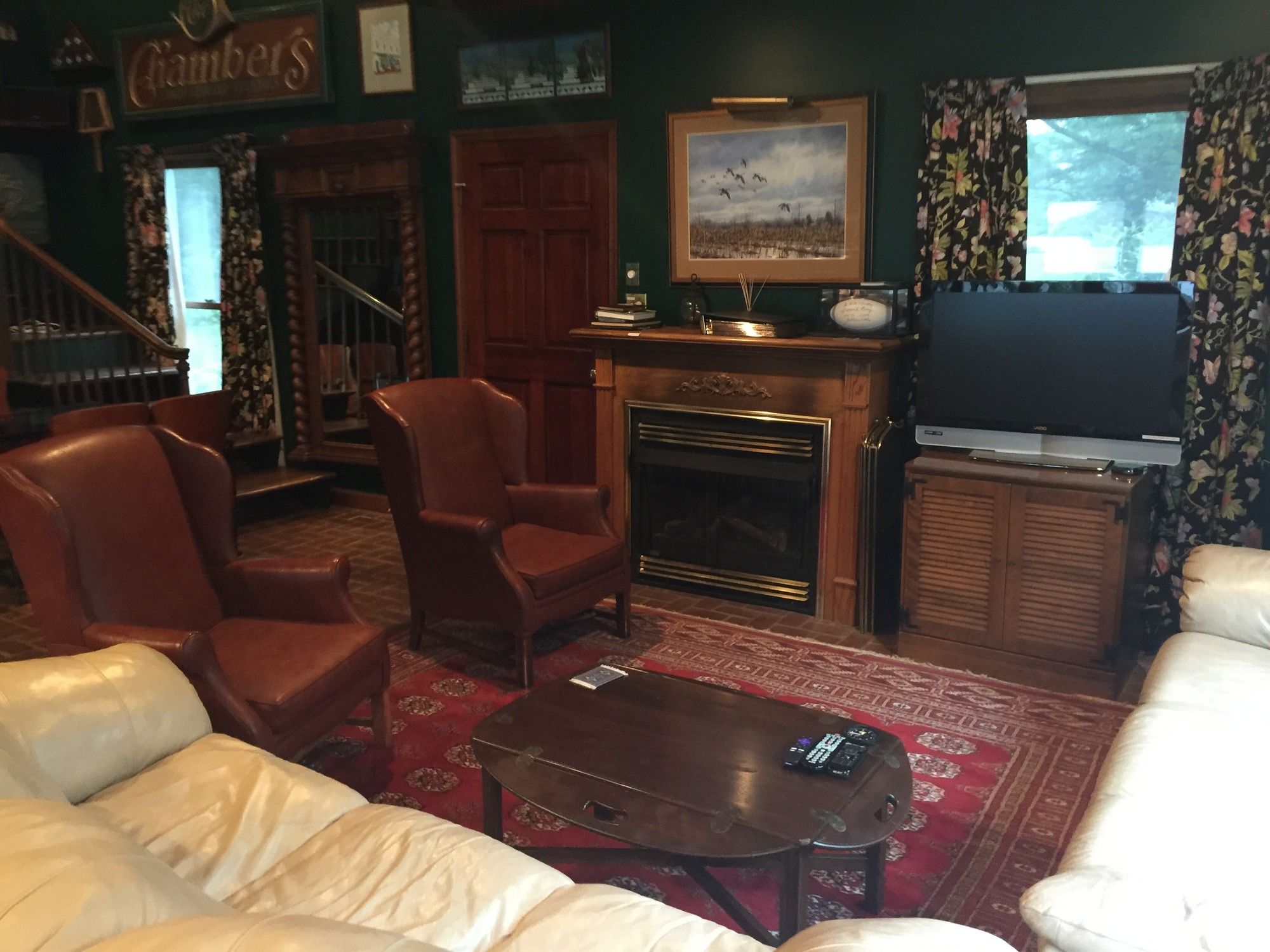 Miles River Guest House