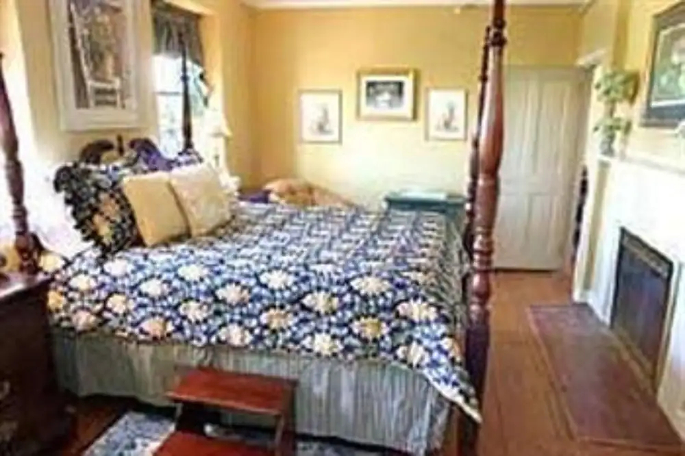 The Wayside Inn