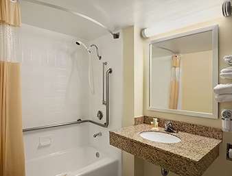 Days Inn by Wyndham Frederick