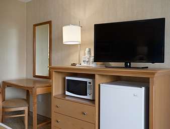 Days Inn by Wyndham Frederick